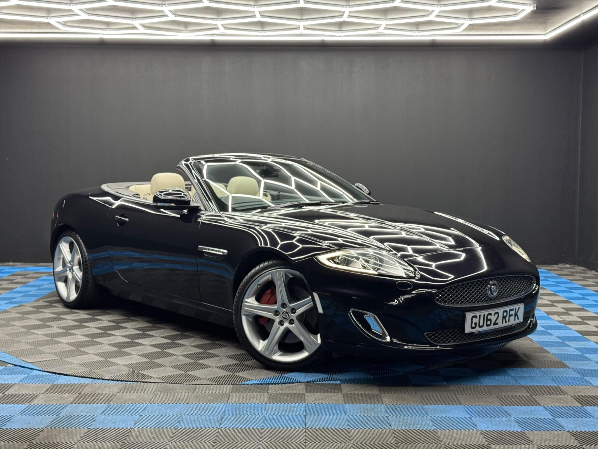 Jaguar XK 5.0 V8 Portfolio Auto Euro 5 2dr 2dr Automatic 2026
