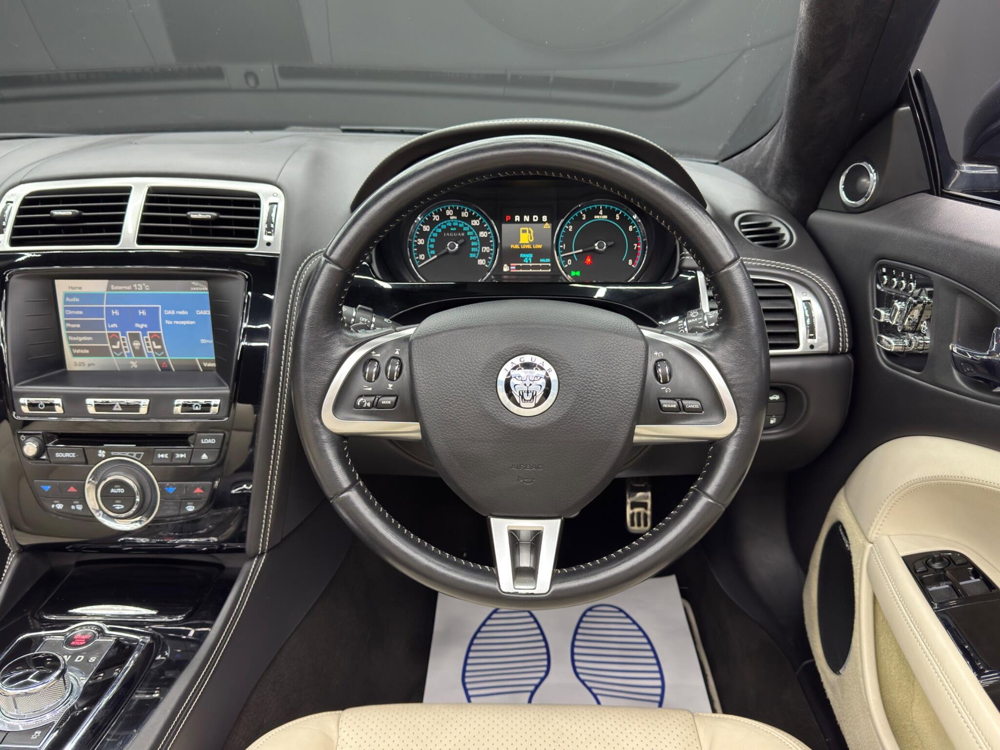 Jaguar XK 5.0 V8 Portfolio Auto Euro 5 2dr 2dr Automatic 2026