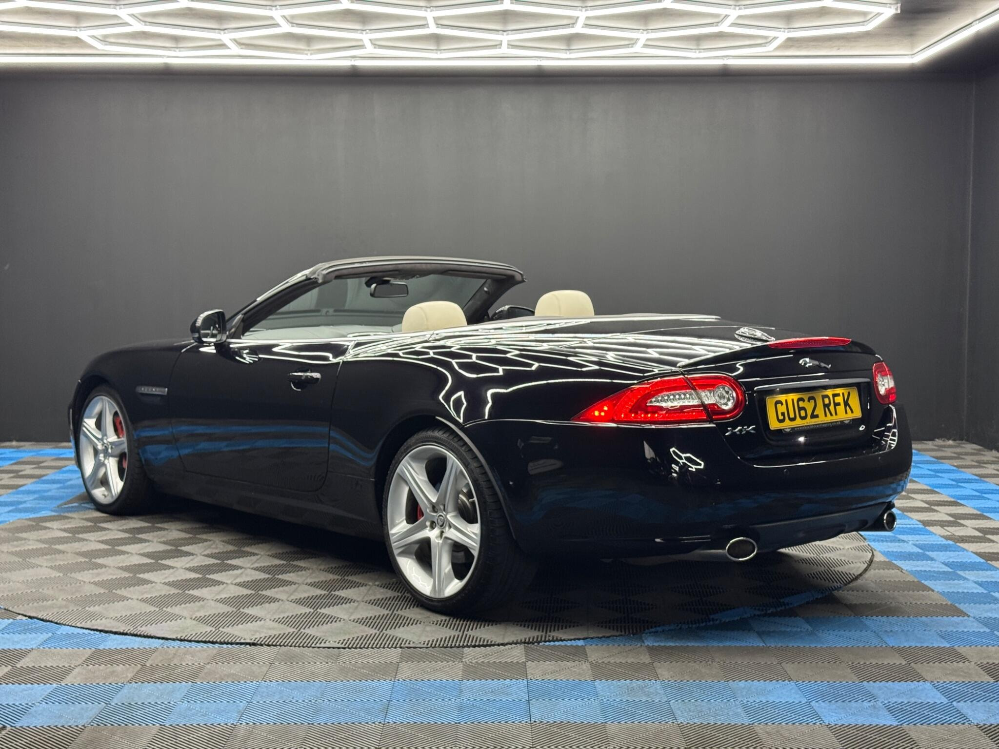 Jaguar XK 5.0 V8 Portfolio Auto Euro 5 2dr 2dr Automatic 2026