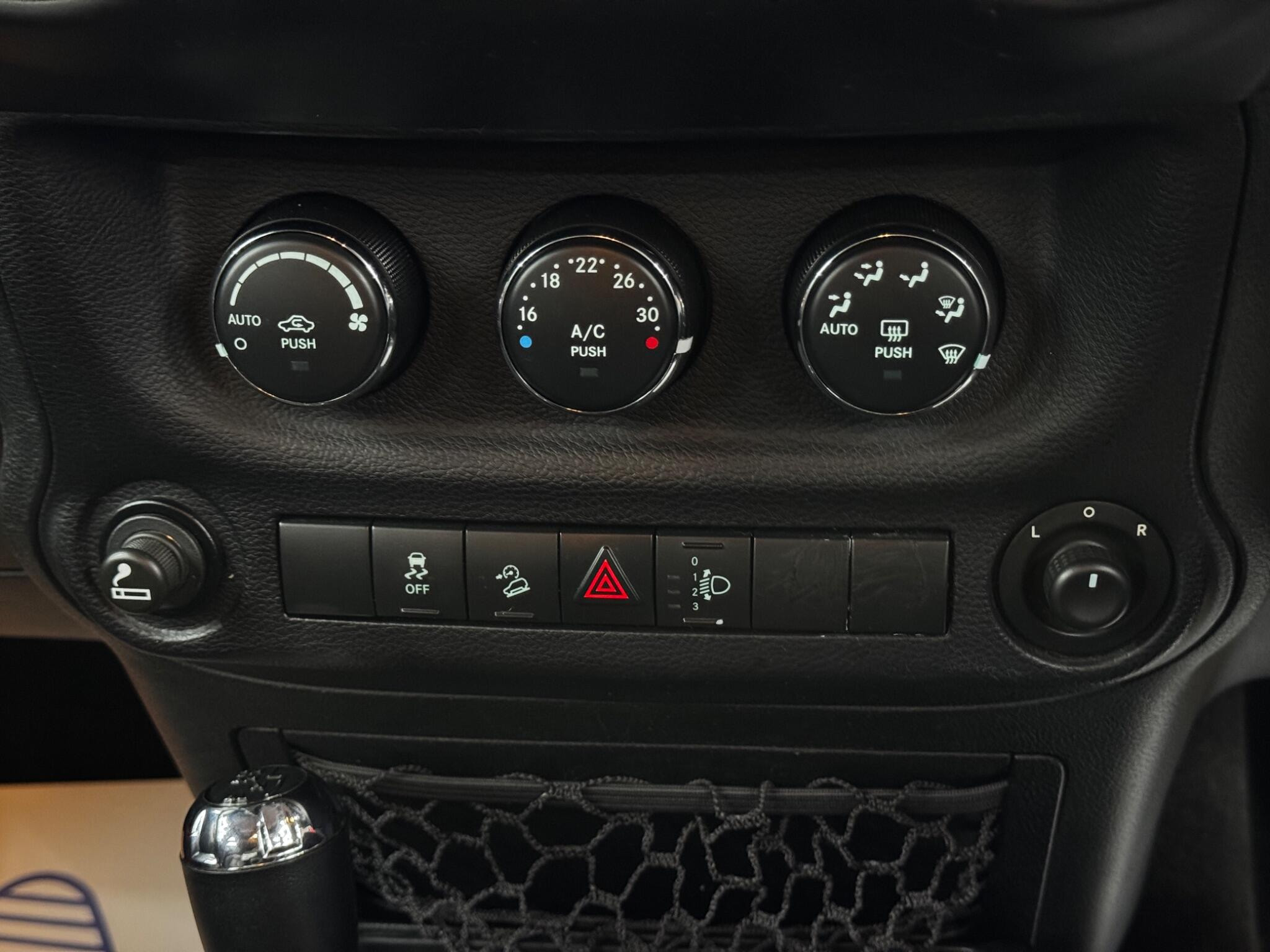 Jeep Wrangler 2.8 CRD Sahara Auto 4WD Euro 5 4dr 4dr Automatic 2026