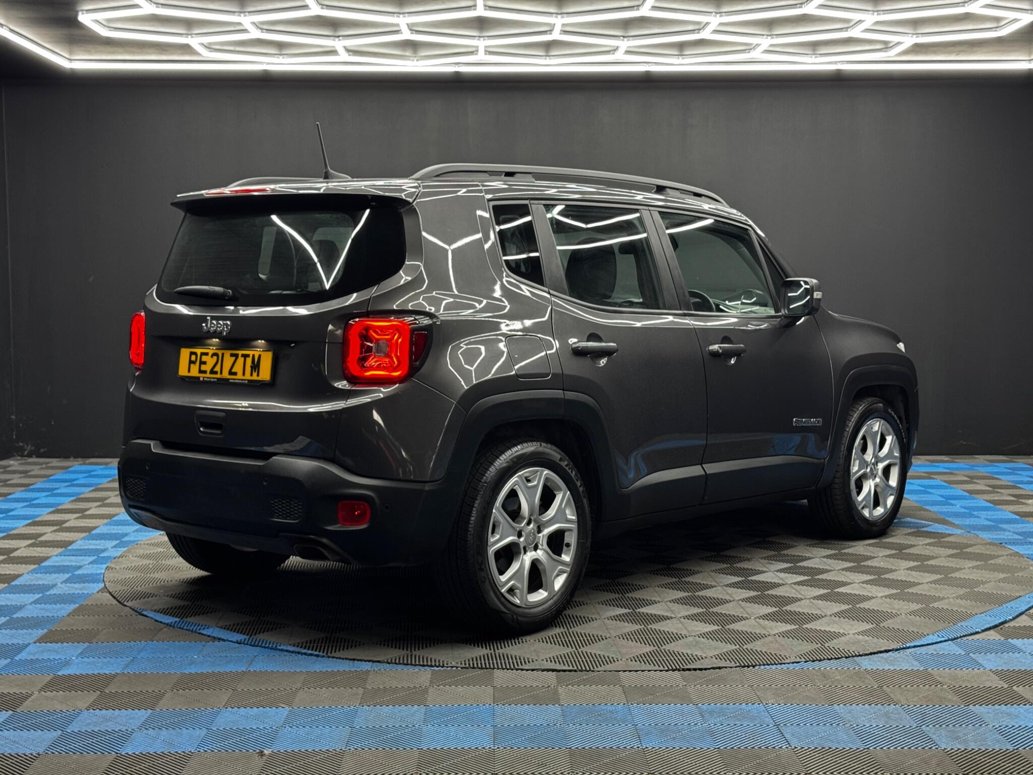 Jeep Renegade 1.0 GSE T3 Limited Euro 6 (s/s) 5dr 5dr Manual 2026