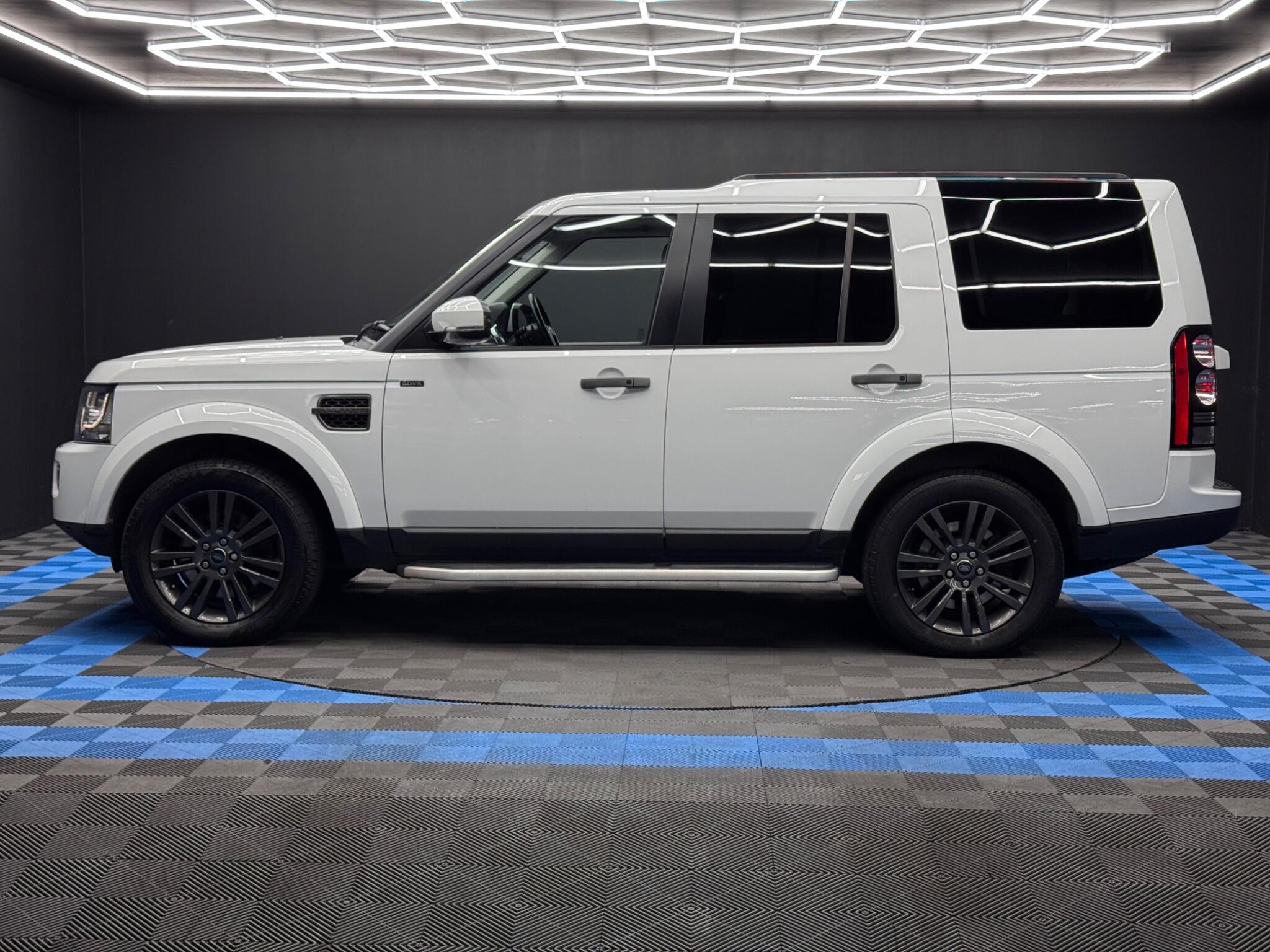 Land Rover Discovery 4 3.0 SD V6 Graphite Auto 4WD Euro 6 (s/s) 5dr 5dr Automatic 2026