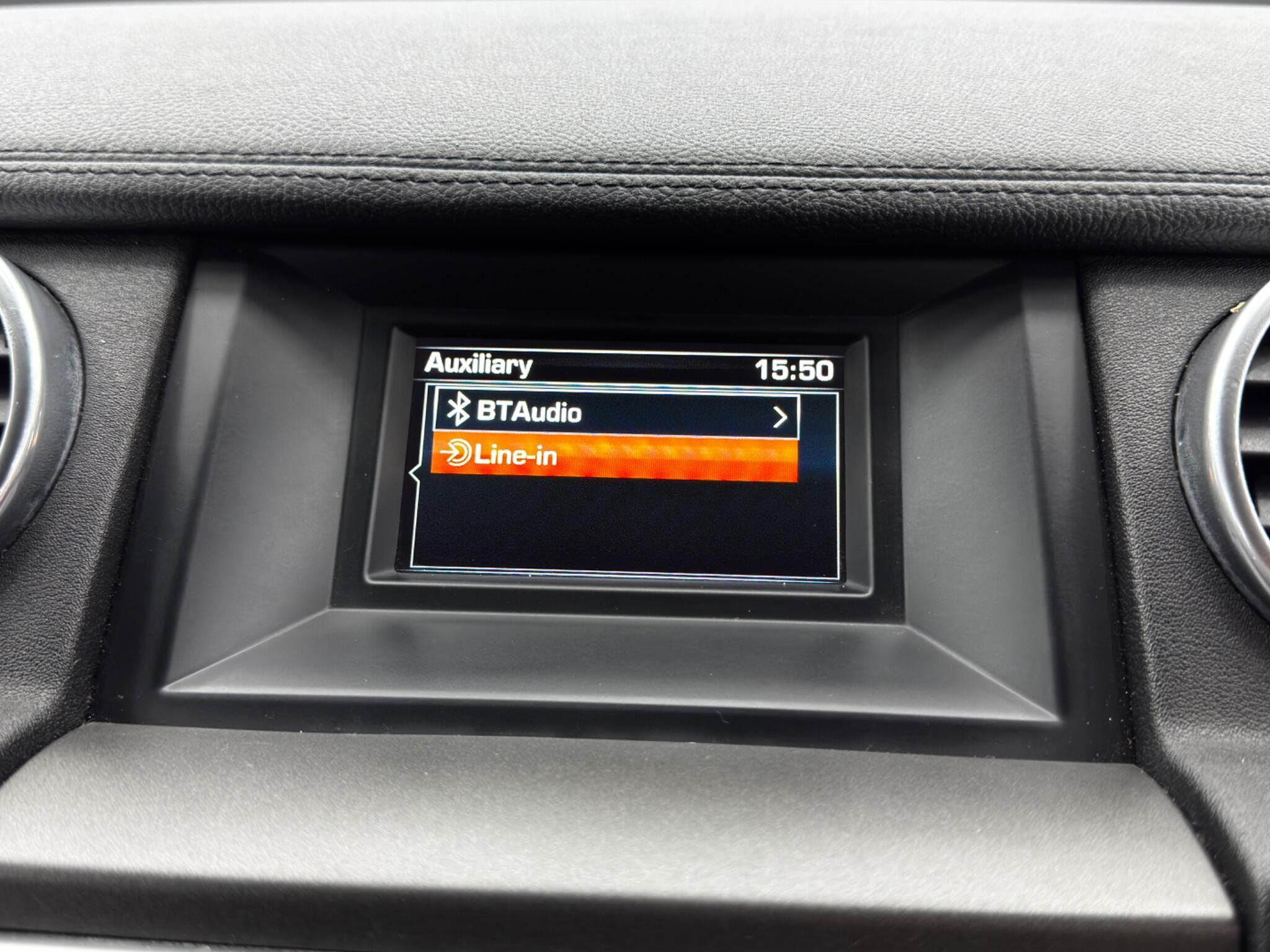 Land Rover Discovery 4 3.0 SD V6 SE Auto 4WD Euro 5 (s/s) 5dr 5dr Automatic 2026