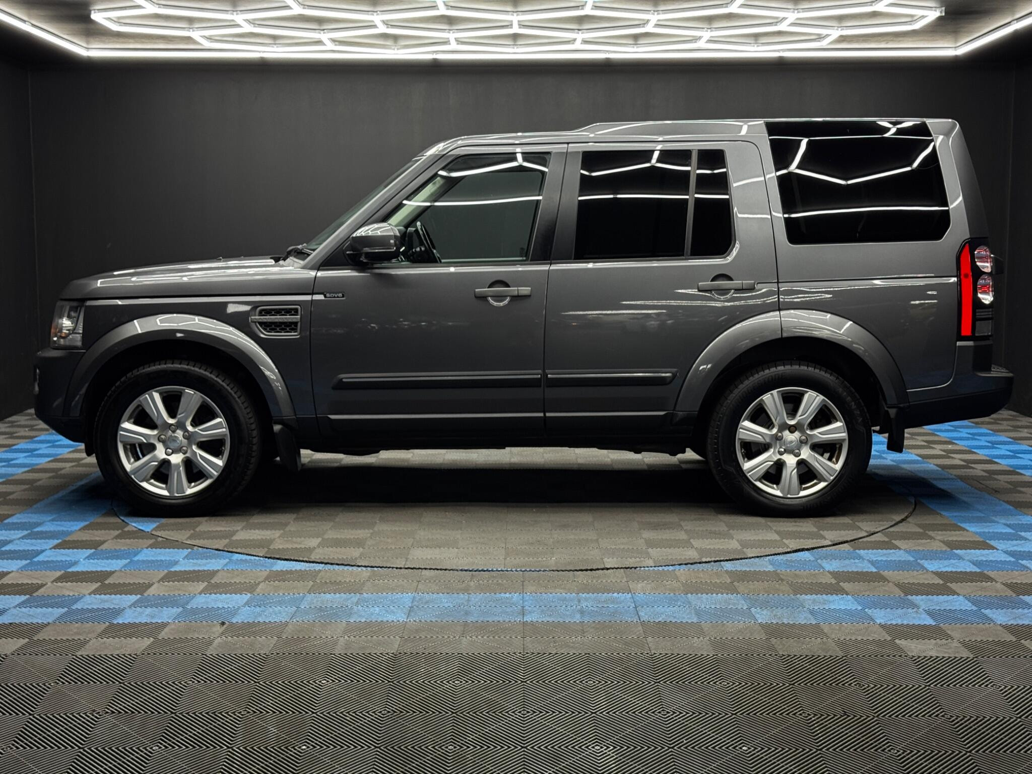 Land Rover Discovery 4 3.0 SD V6 SE Auto 4WD Euro 5 (s/s) 5dr 5dr Automatic 2026