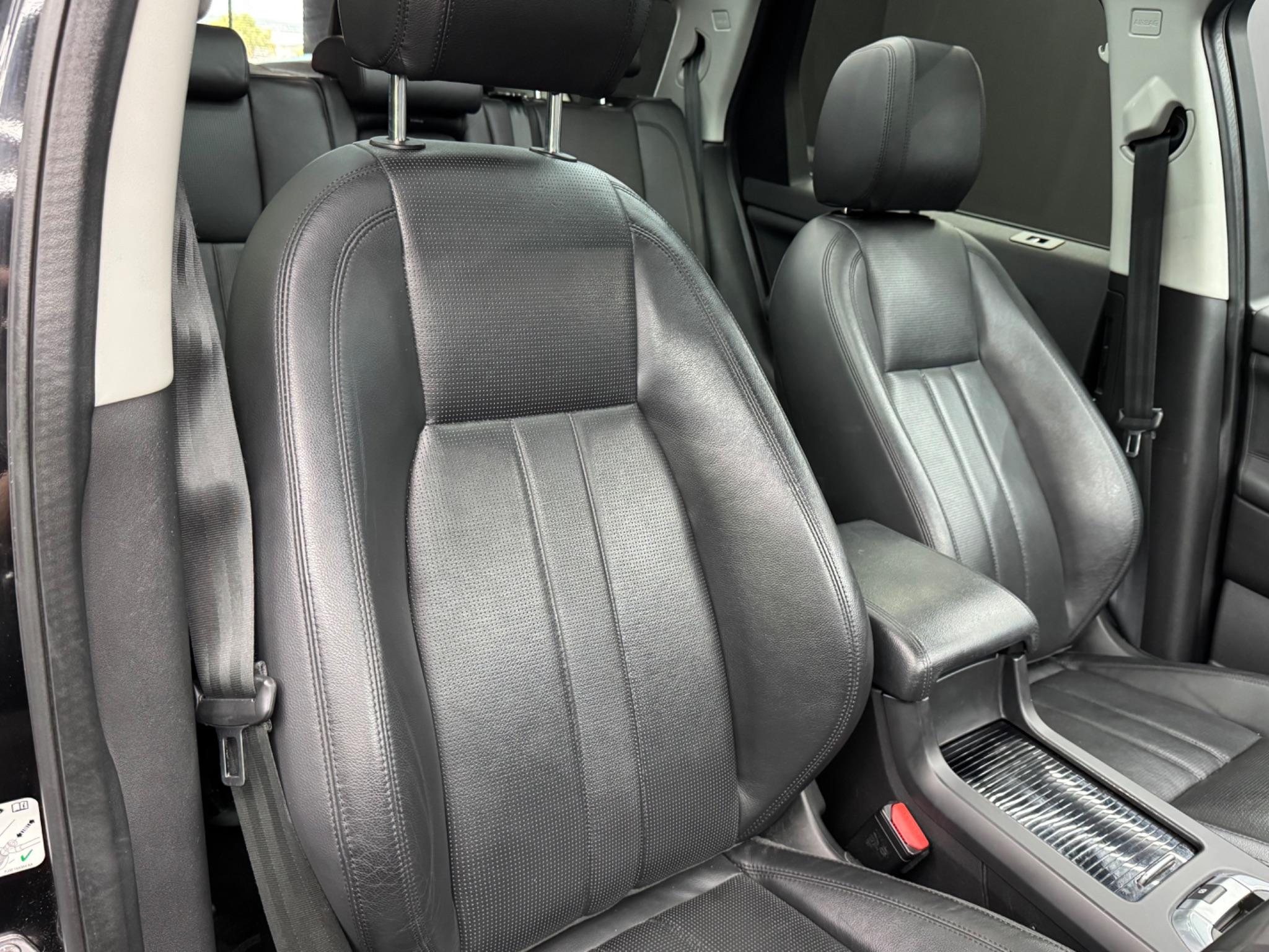 Land Rover Discovery Sport 2.0 TD4 HSE Black Auto 4WD Euro 6 (s/s) 5dr 5dr Automatic 2026