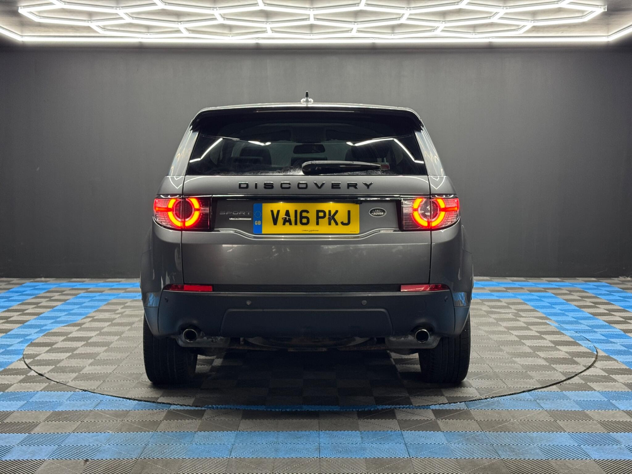 Land Rover Discovery Sport 2.0 TD4 HSE Luxury Auto 4WD Euro 6 (s/s) 5dr 5dr Automatic 2026