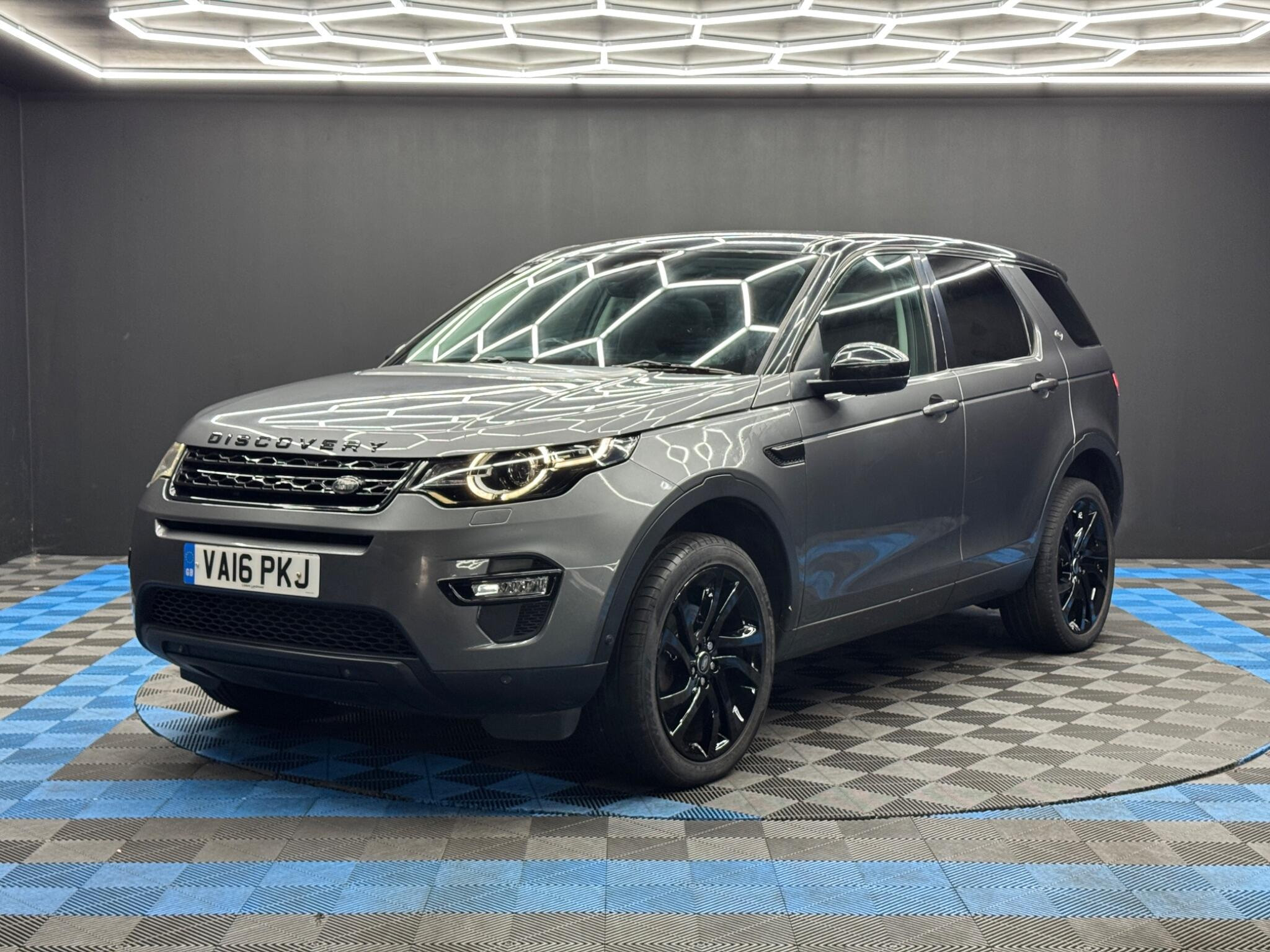 Land Rover Discovery Sport 2.0 TD4 HSE Luxury Auto 4WD Euro 6 (s/s) 5dr 5dr Automatic 2026