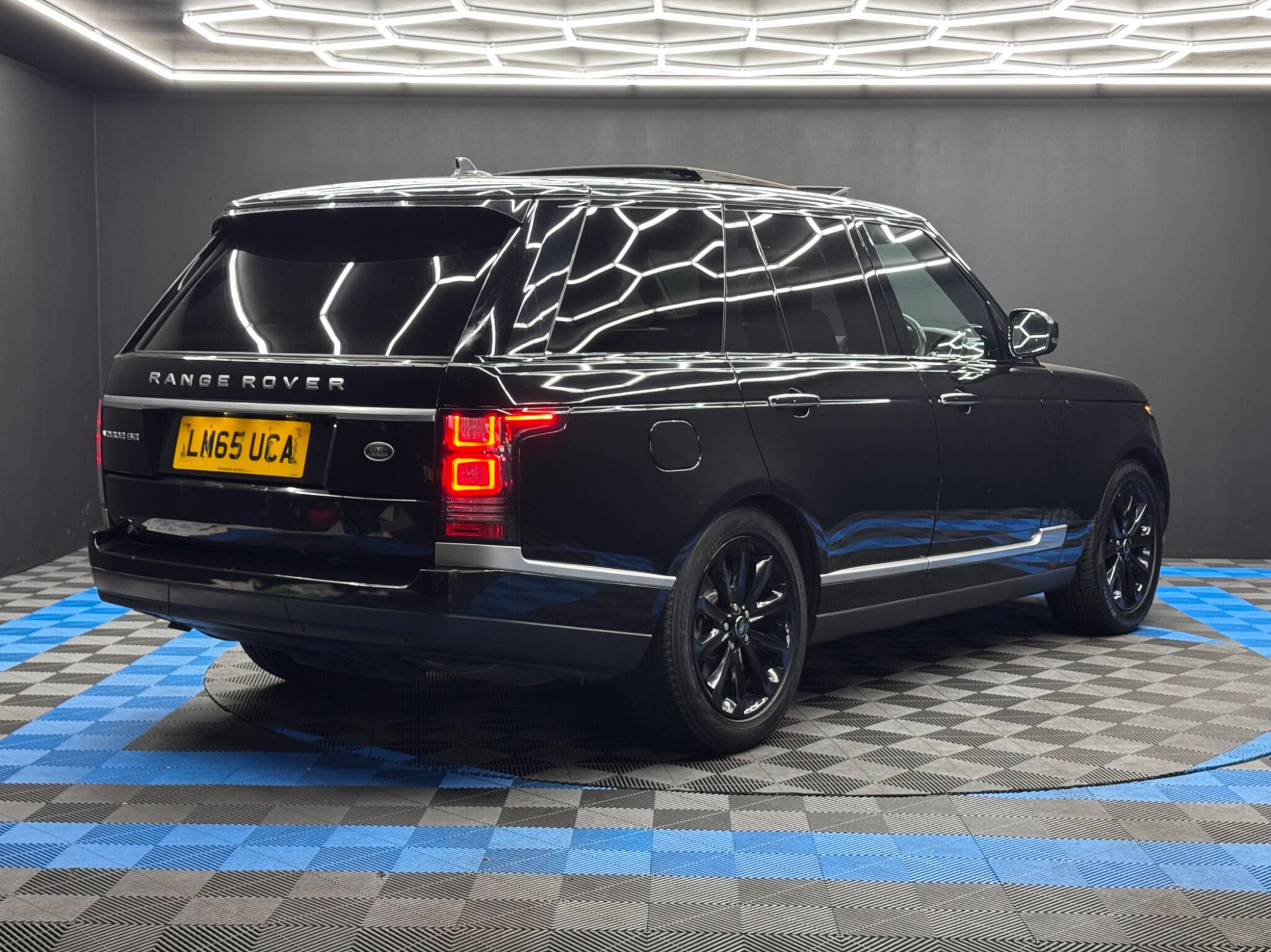 Land Rover Range Rover 3.0 TD V6 Vogue SE Auto 4WD Euro 6 (s/s) 5dr 5dr Automatic 2026
