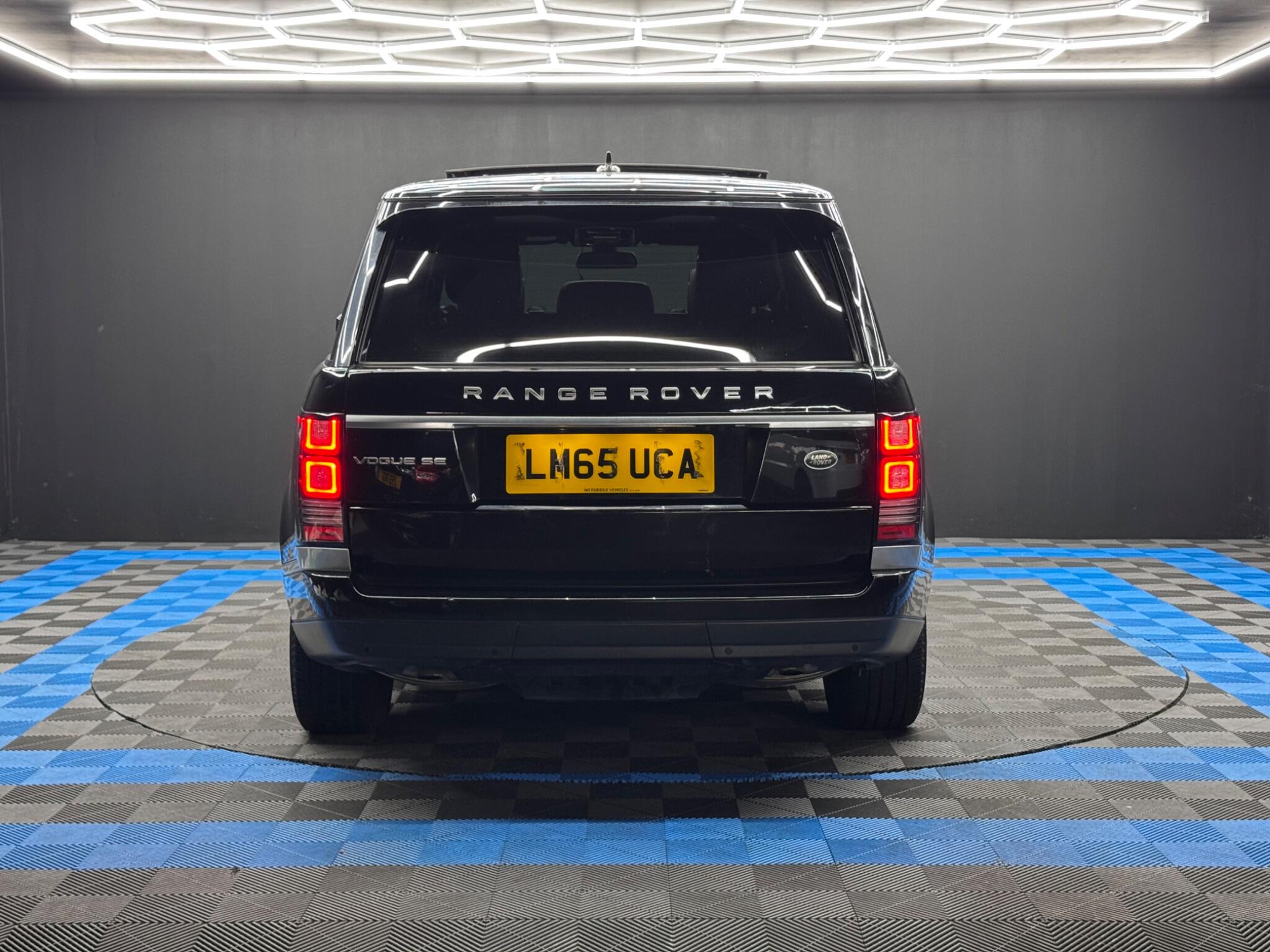 Land Rover Range Rover 3.0 TD V6 Vogue SE Auto 4WD Euro 6 (s/s) 5dr 5dr Automatic 2026