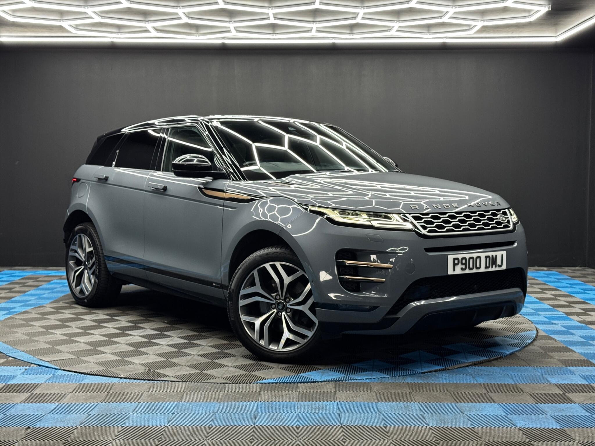 Land Rover Range Rover Evoque 2.0 D180 First Edition Auto 4WD Euro 6 (s/s) 5dr 5dr Automatic 2026