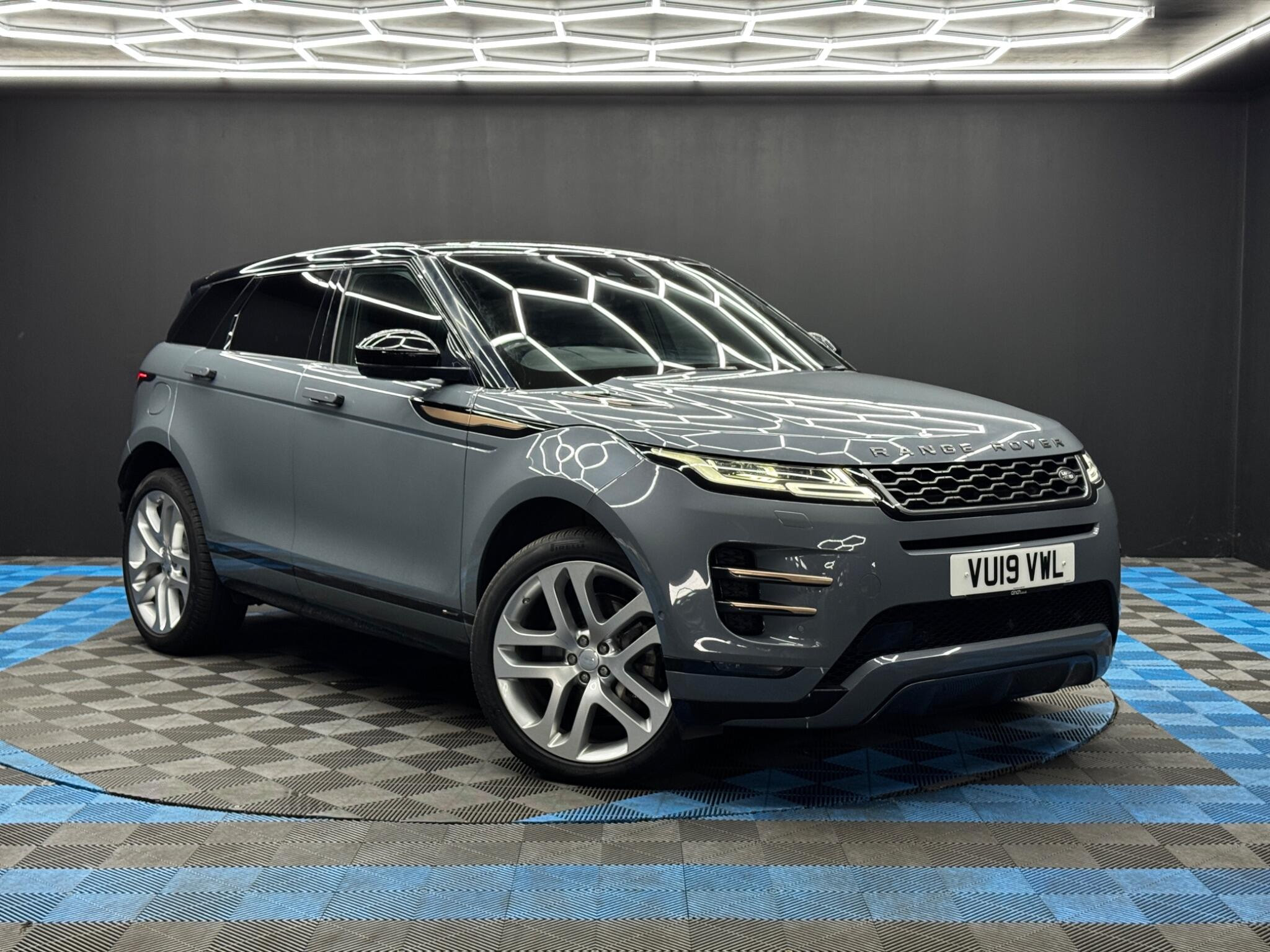 Land Rover Range Rover Evoque 2.0 P250 MHEV First Edition Auto 4WD Euro 6 (s/s) 5dr 5dr Automatic 2026