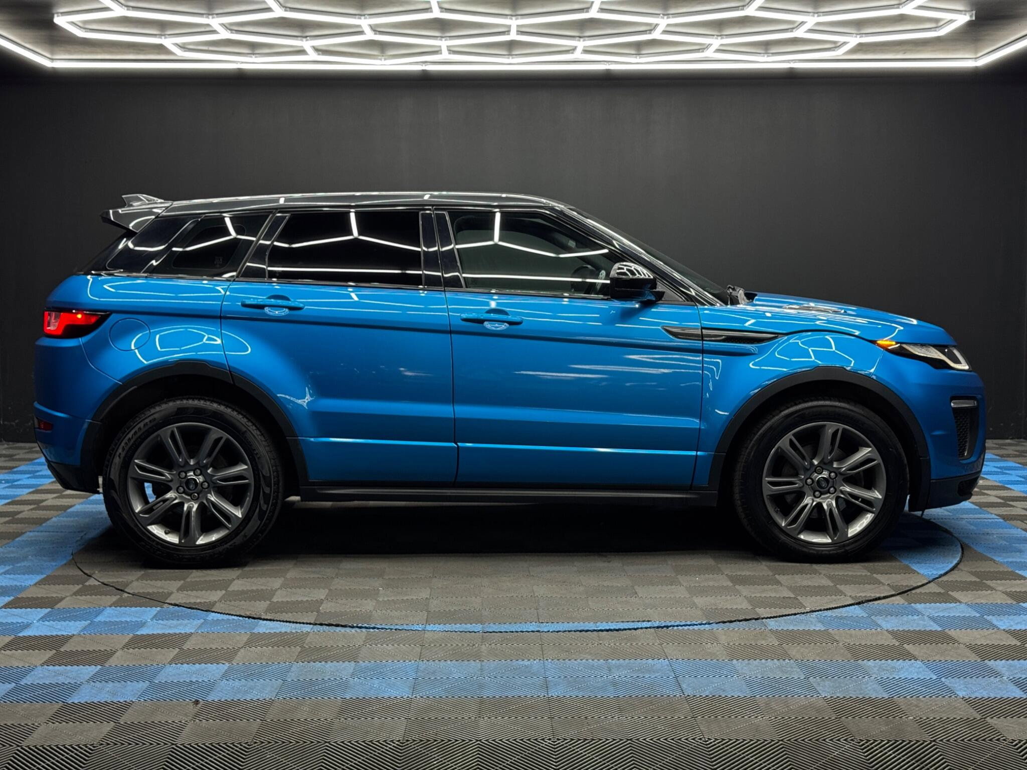 Land Rover Range Rover Evoque 2.0 TD4 Landmark 4WD Euro 6 (s/s) 5dr 5dr Manual 2026