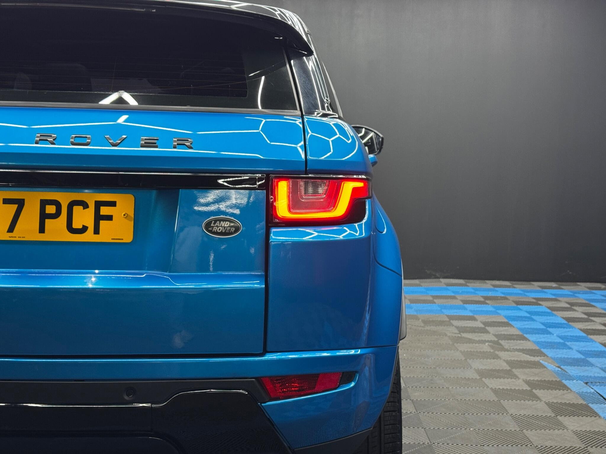 Land Rover Range Rover Evoque 2.0 TD4 Landmark 4WD Euro 6 (s/s) 5dr 5dr Manual 2026
