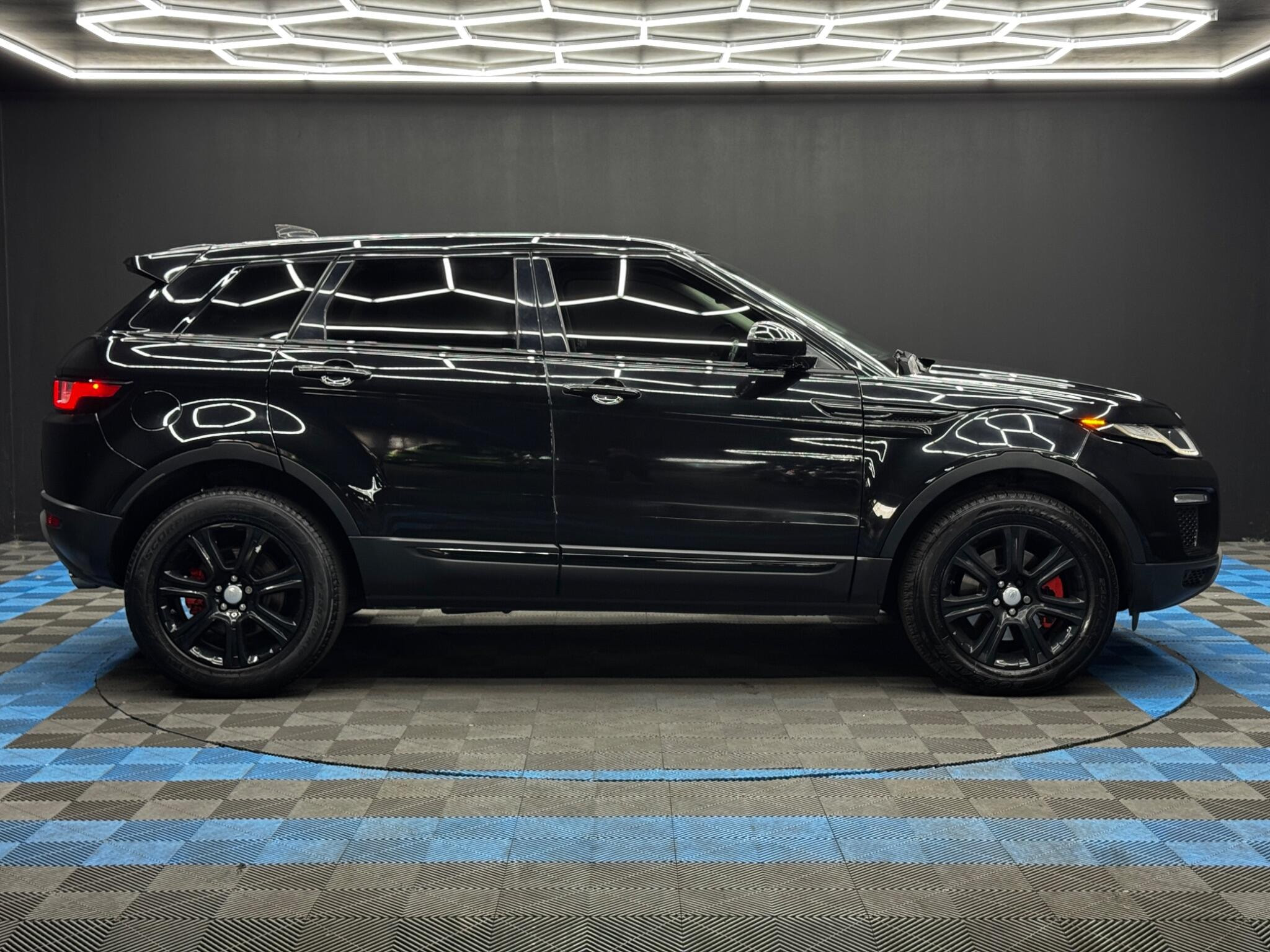 Land Rover Range Rover Evoque 2.0 TD4 SE Tech Auto 4WD Euro 6 (s/s) 5dr 5dr Automatic 2026