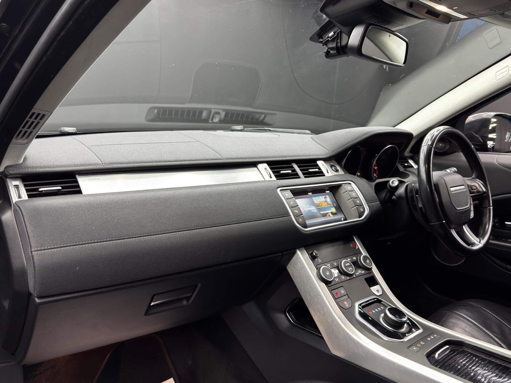 Land Rover Range Rover Evoque 2.0 TD4 SE Tech Auto 4WD Euro 6 (s/s) 5dr 5dr Automatic 2026