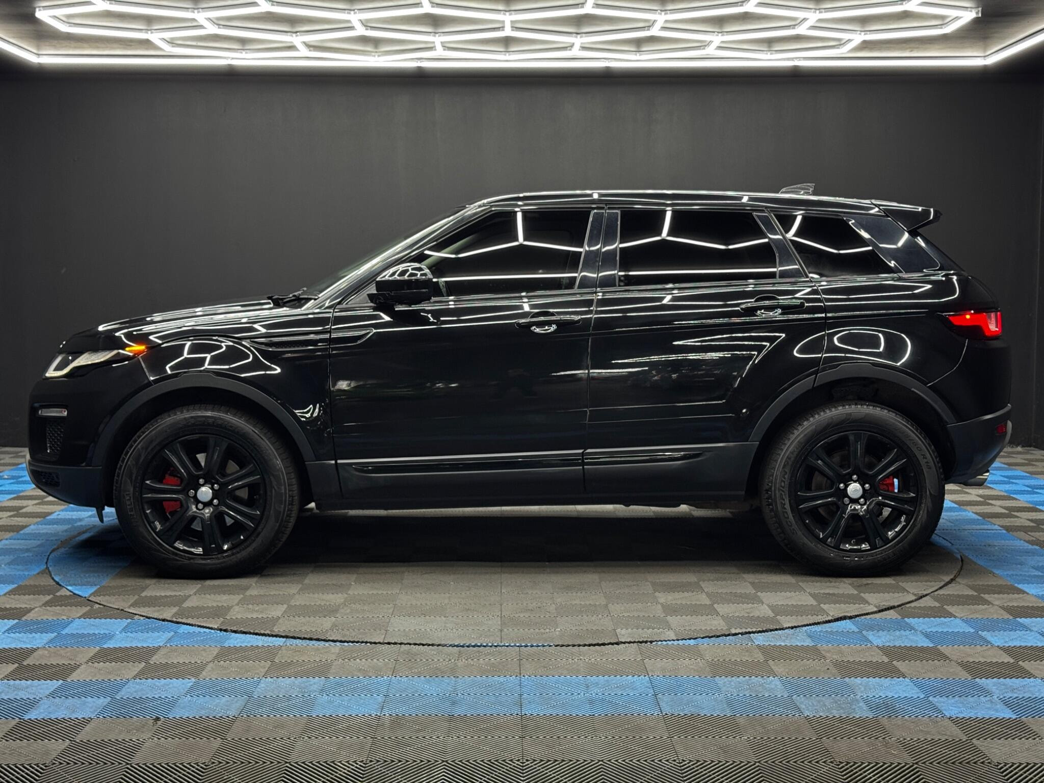 Land Rover Range Rover Evoque 2.0 TD4 SE Tech Auto 4WD Euro 6 (s/s) 5dr 5dr Automatic 2026