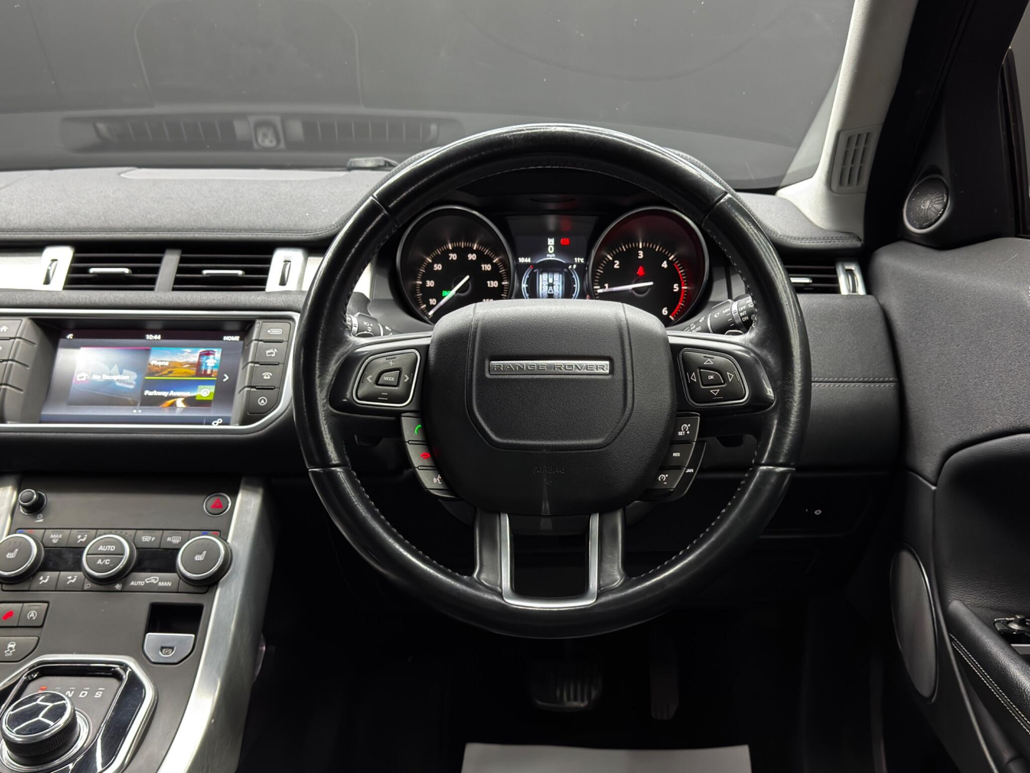 Land Rover Range Rover Evoque 2.0 TD4 SE Tech Auto 4WD Euro 6 (s/s) 5dr 5dr Automatic 2026
