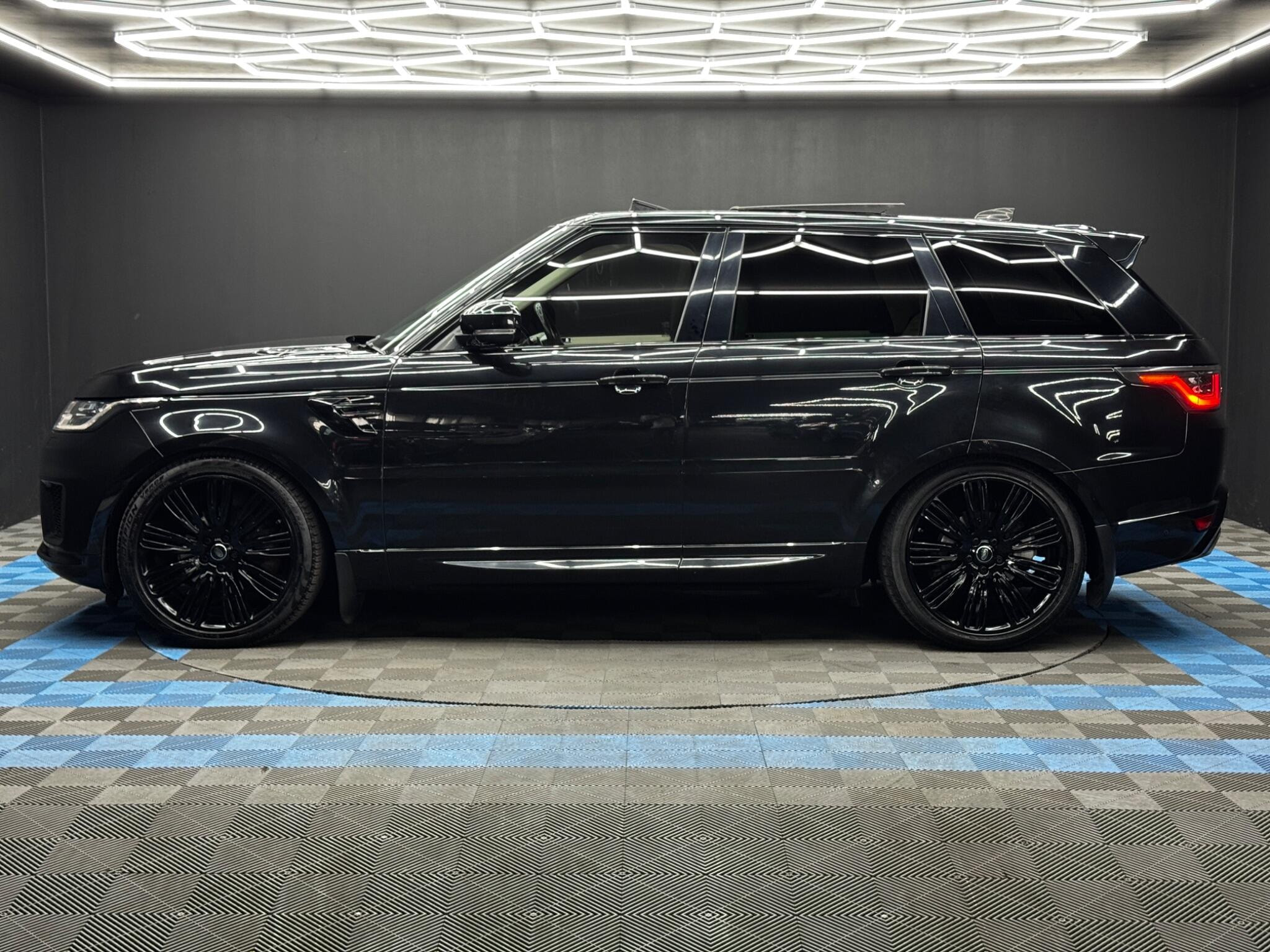 Land Rover Range Rover Sport 3.0 SD V6 Autobiography Dynamic Auto 4WD Euro 6 (s/s) 5dr 5dr Automatic 2026