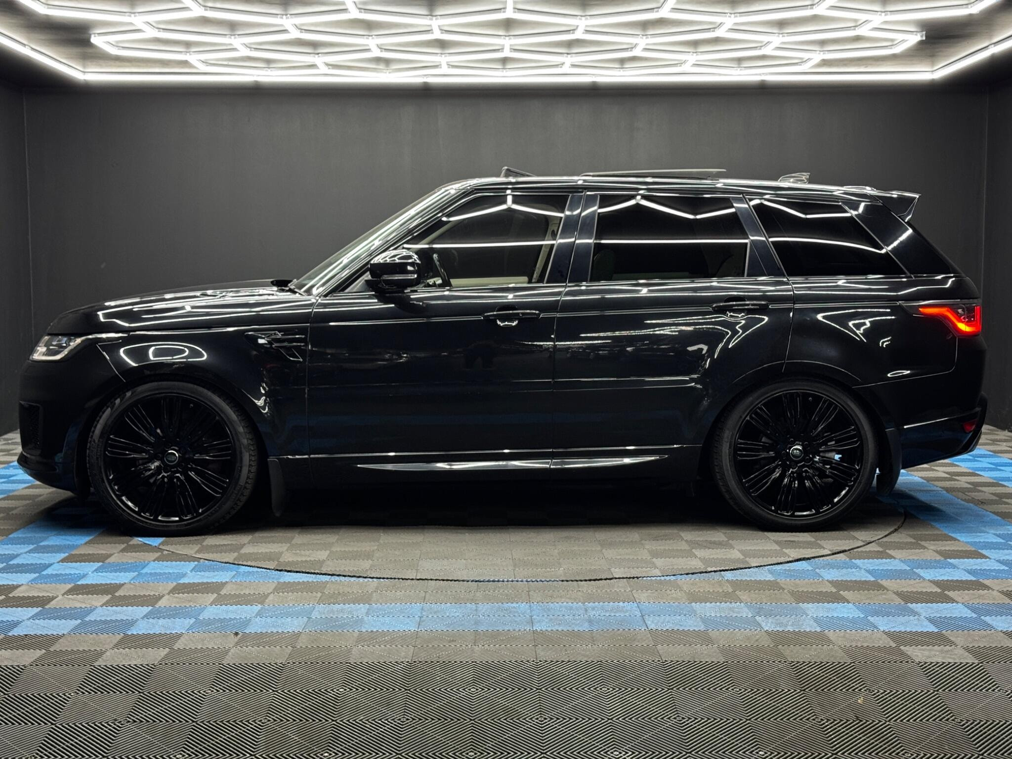 Land Rover Range Rover Sport 3.0 SD V6 Autobiography Dynamic Auto 4WD Euro 6 (s/s) 5dr 5dr Automatic 2026
