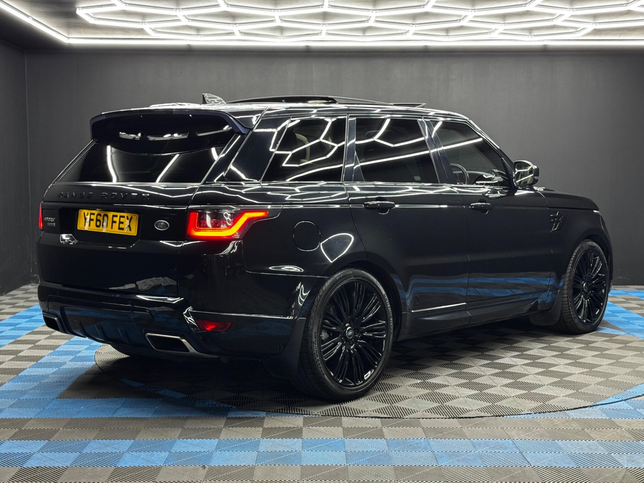 Land Rover Range Rover Sport 3.0 SD V6 Autobiography Dynamic Auto 4WD Euro 6 (s/s) 5dr 5dr Automatic 2026