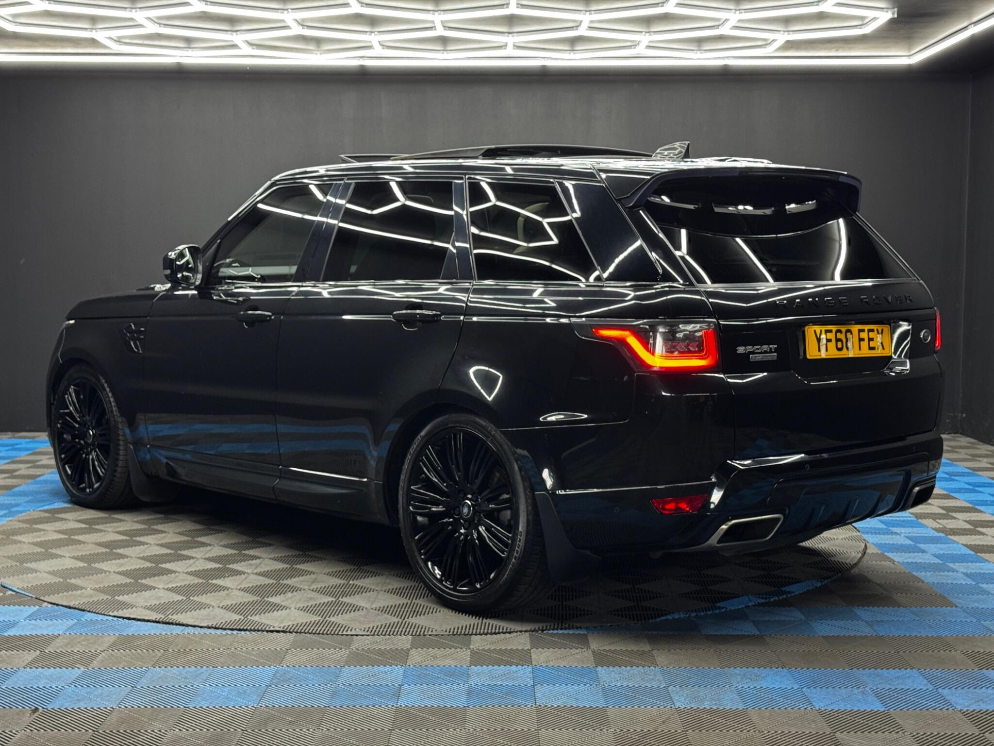 Land Rover Range Rover Sport 3.0 SD V6 Autobiography Dynamic Auto 4WD Euro 6 (s/s) 5dr 5dr Automatic 2026