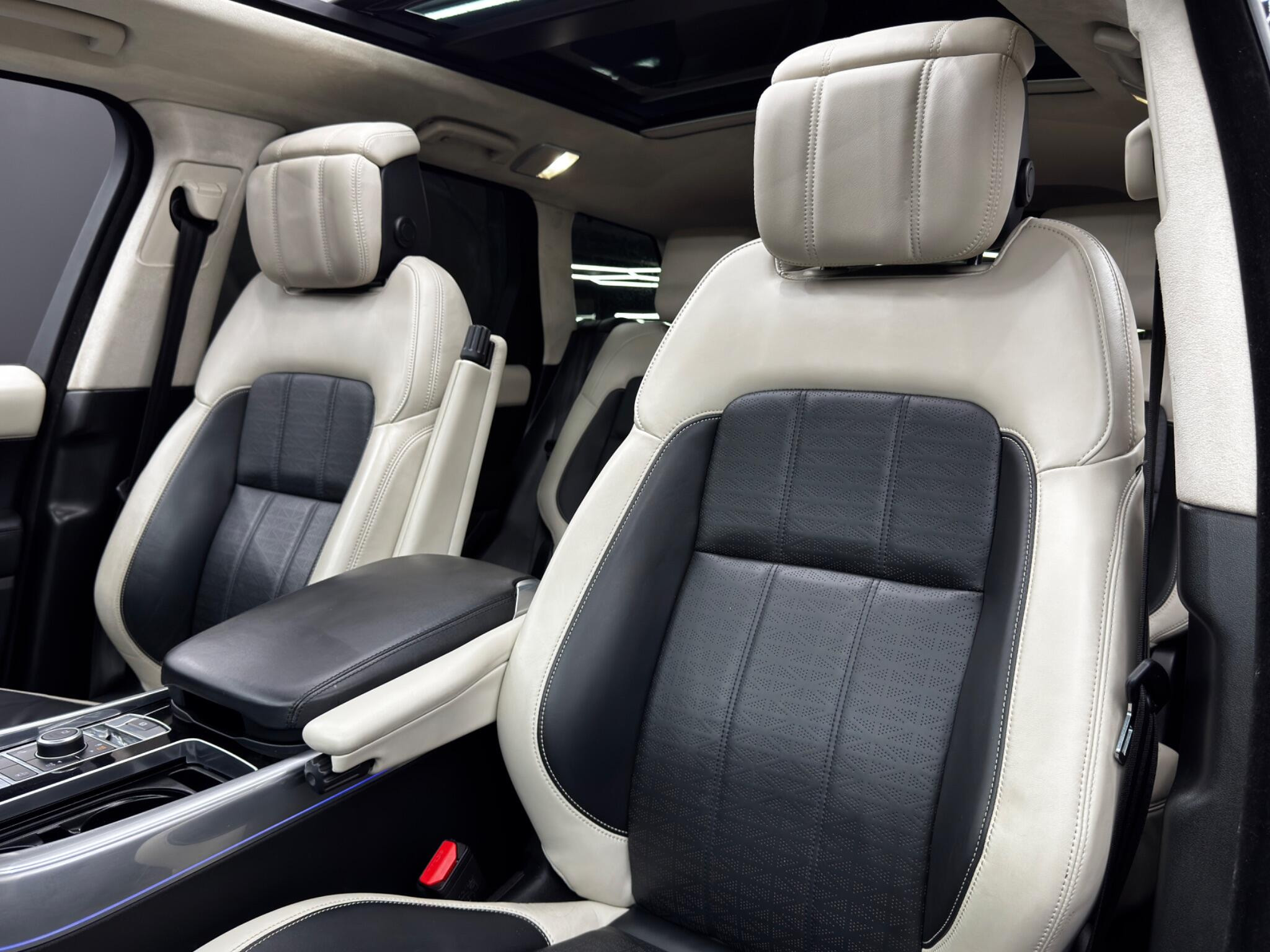 Land Rover Range Rover Sport 3.0 SD V6 Autobiography Dynamic Auto 4WD Euro 6 (s/s) 5dr 5dr Automatic 2026