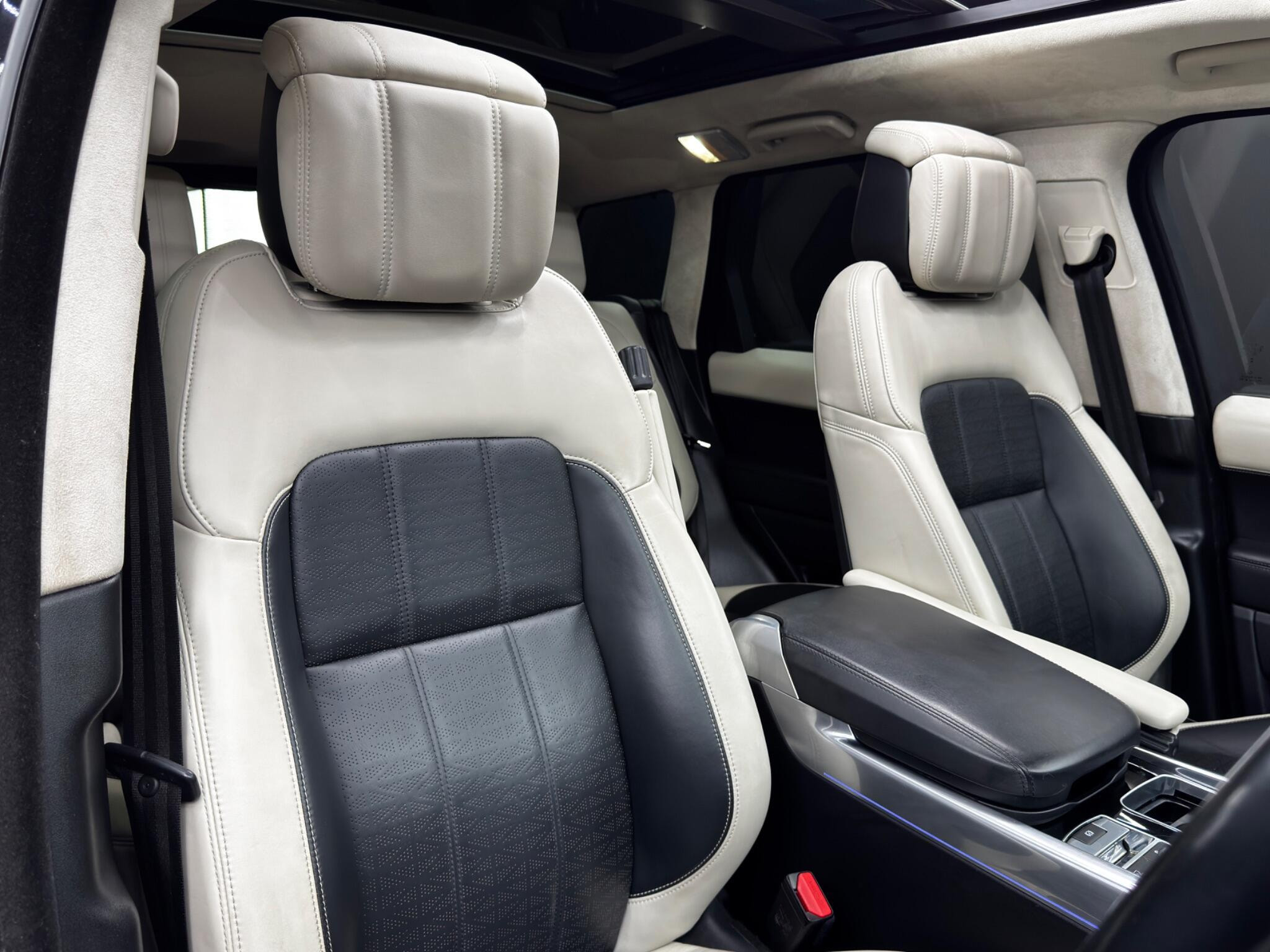 Land Rover Range Rover Sport 3.0 SD V6 Autobiography Dynamic Auto 4WD Euro 6 (s/s) 5dr 5dr Automatic 2026