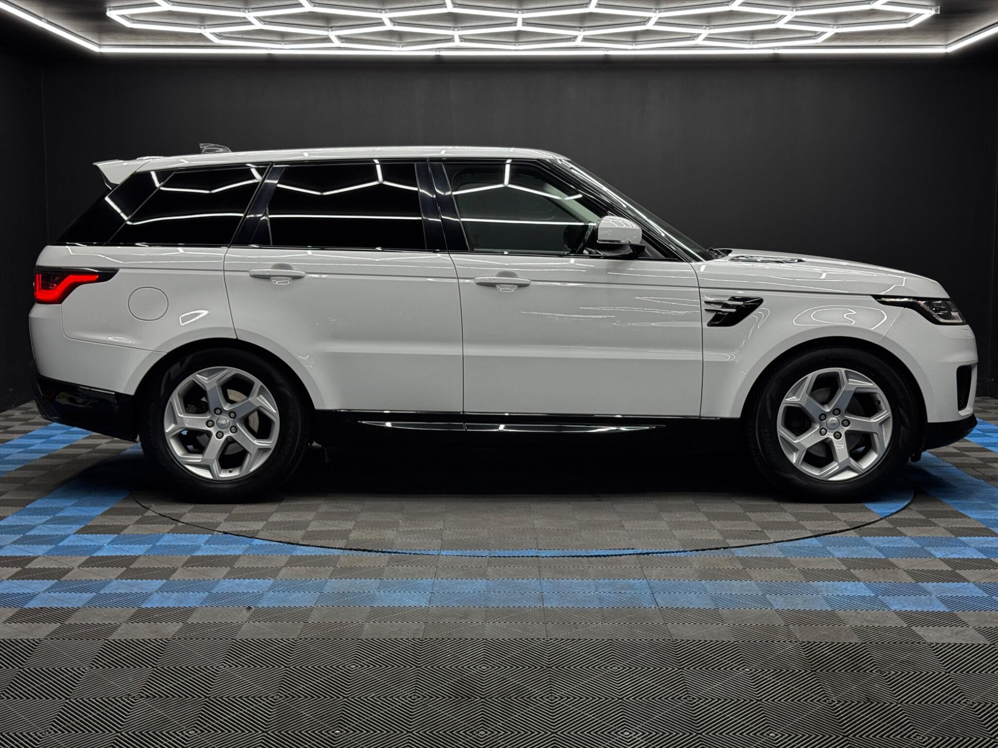 Land Rover Range Rover Sport 3.0 SD V6 HSE Auto 4WD Euro 6 (s/s) 5dr 5dr Automatic 2026