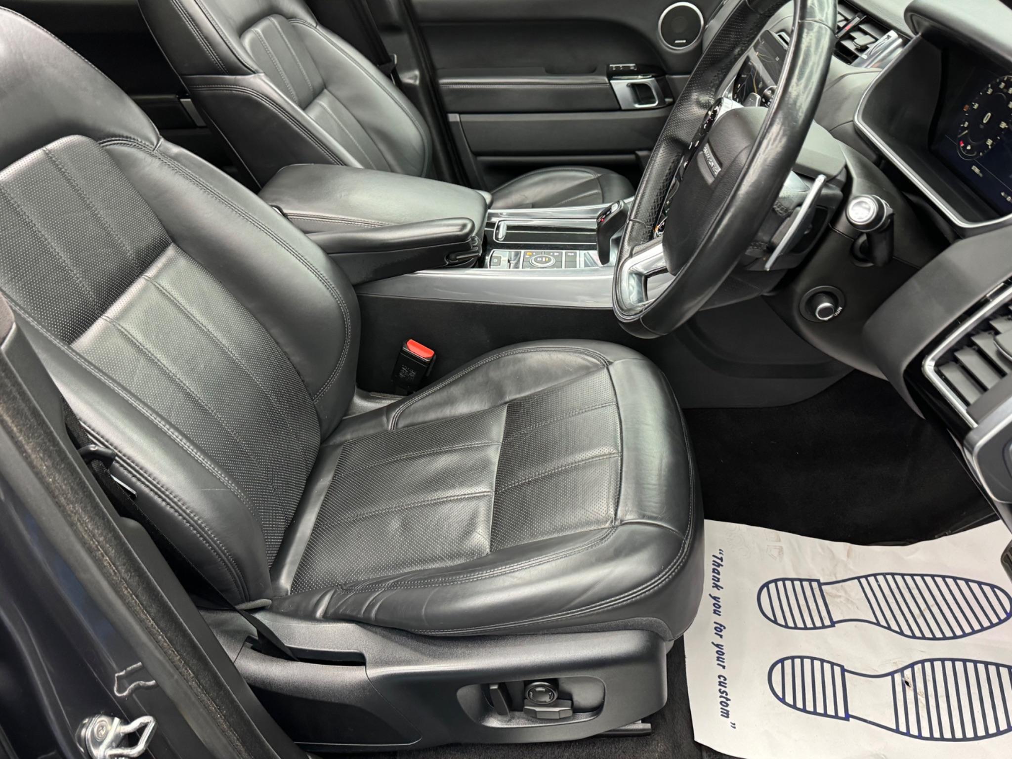 Land Rover Range Rover Sport 3.0 SD V6 HSE Dynamic Auto 4WD Euro 6 (s/s) 5dr 5dr Automatic 2026