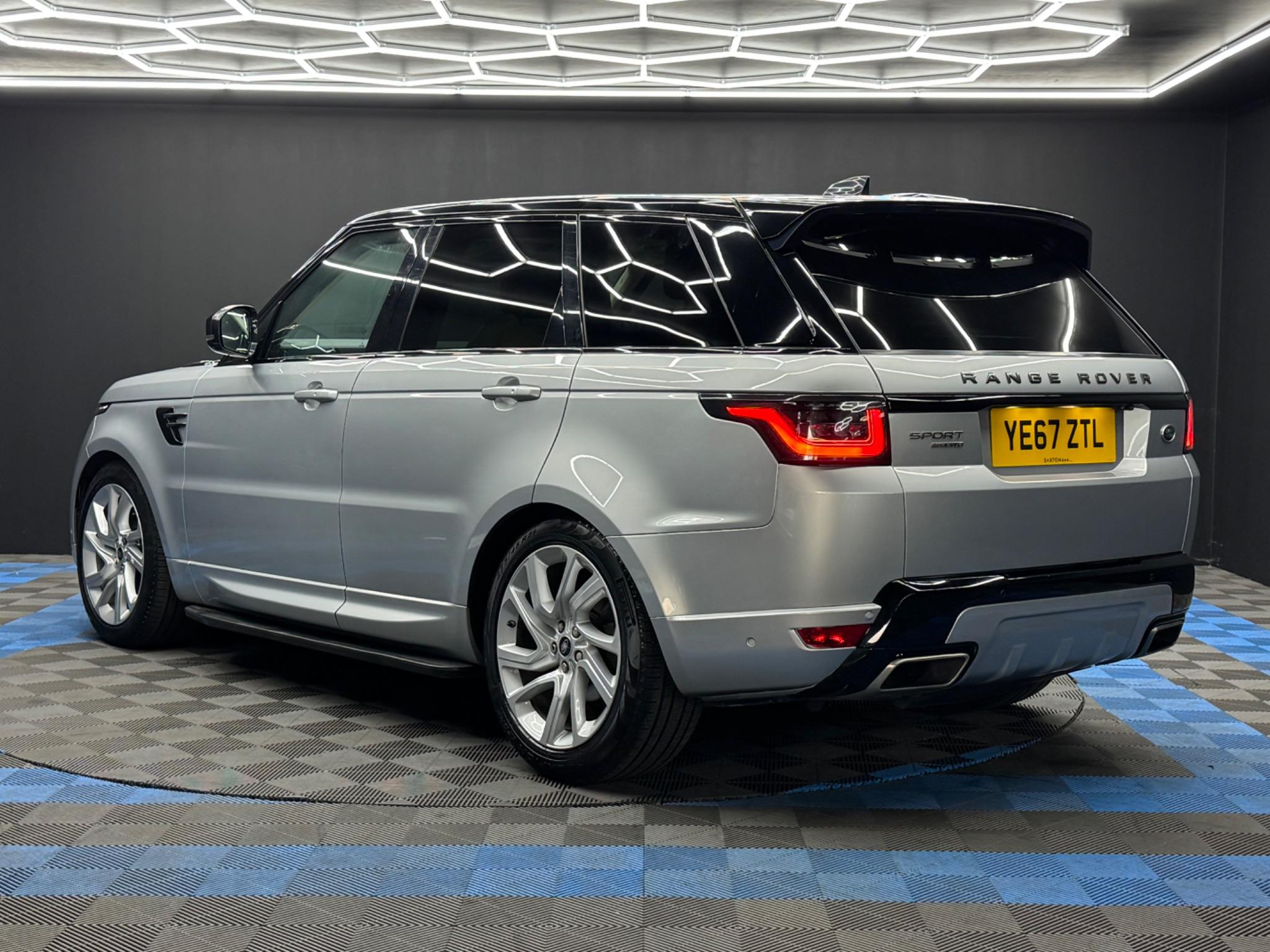 Land Rover Range Rover Sport 3.0 SD V6 HSE Dynamic Auto 4WD Euro 6 (s/s) 5dr 5dr Automatic 2026