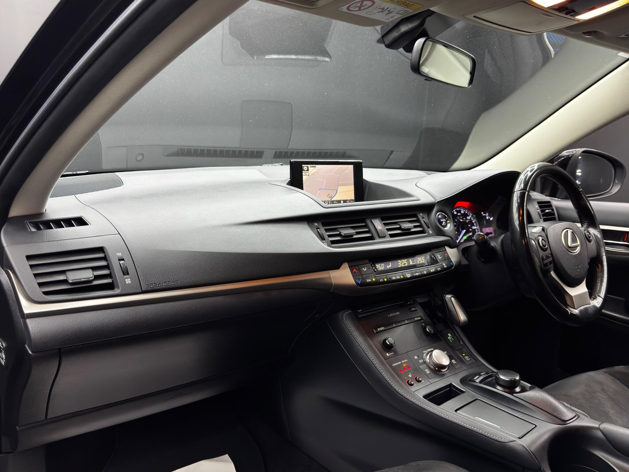 Lexus CT 1.8 200h Advance CVT Euro 6 (s/s) 5dr 5dr Automatic 2026