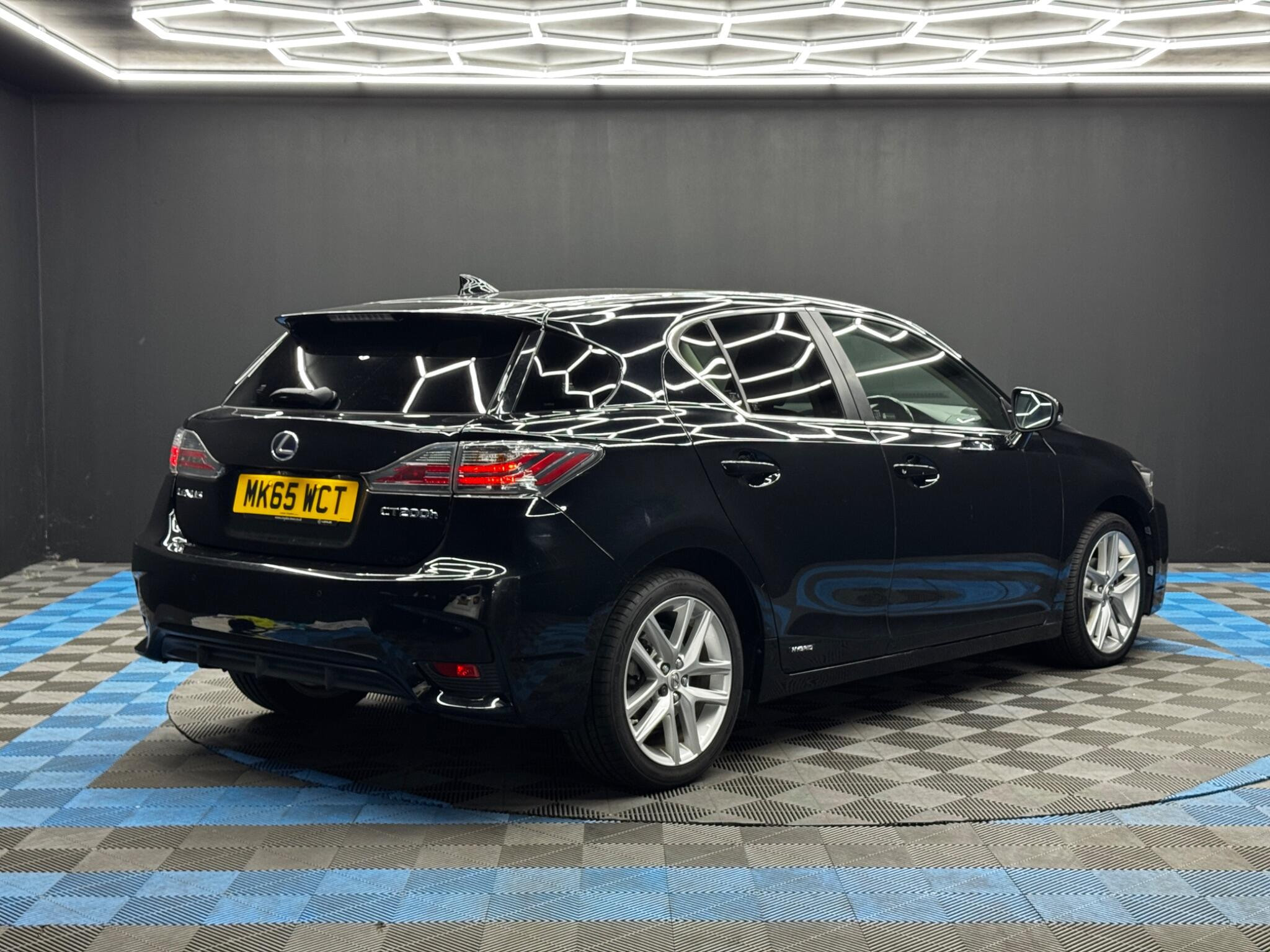 Lexus CT 1.8 200h Advance CVT Euro 6 (s/s) 5dr 5dr Automatic 2026