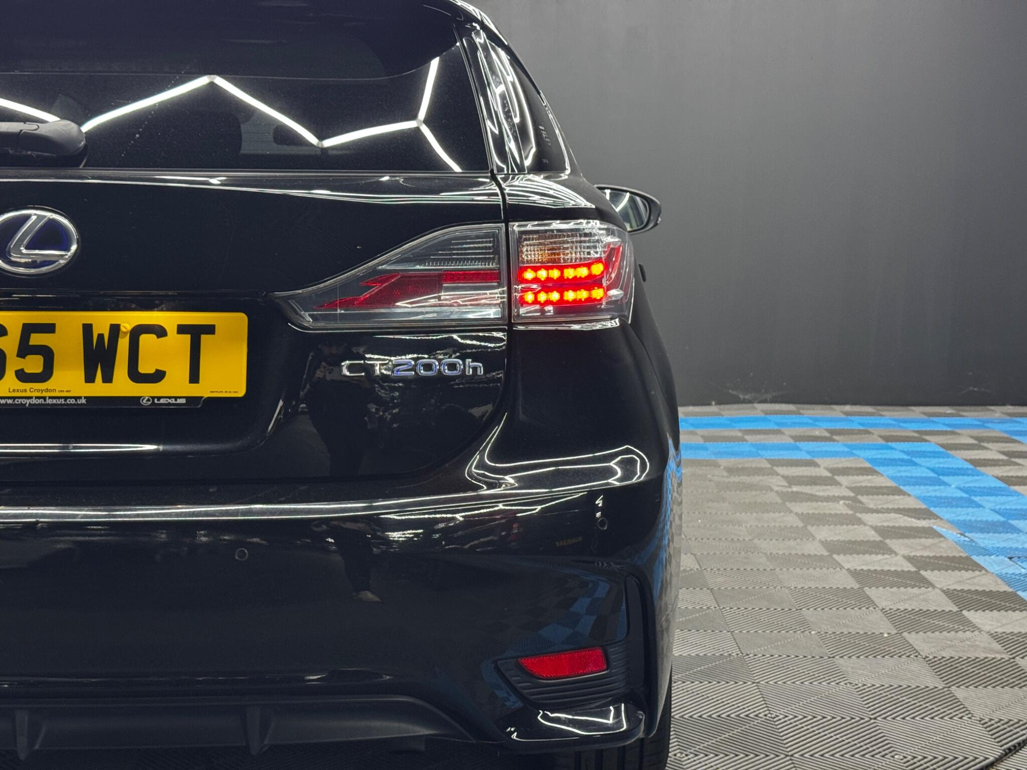 Lexus CT 1.8 200h Advance CVT Euro 6 (s/s) 5dr 5dr Automatic 2026