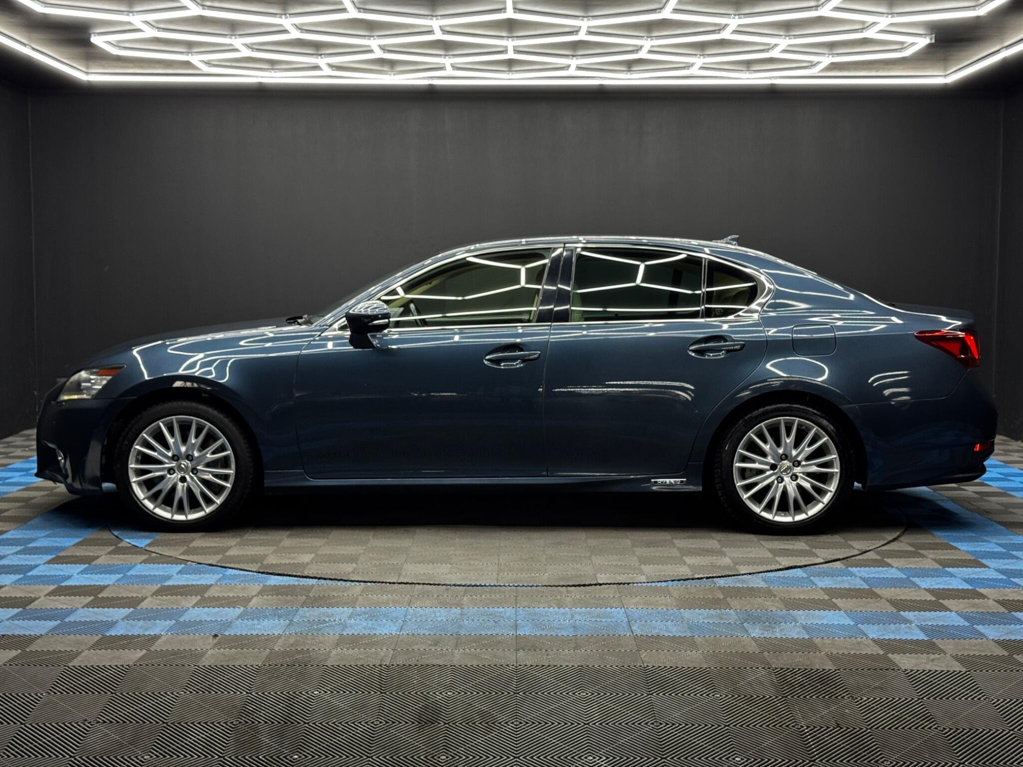 Lexus GS 3.5 450h V6 Premier Saloon 4dr Petrol Hybrid CVT Euro 5 (s/s) (345 ps) 4dr Automatic 2026