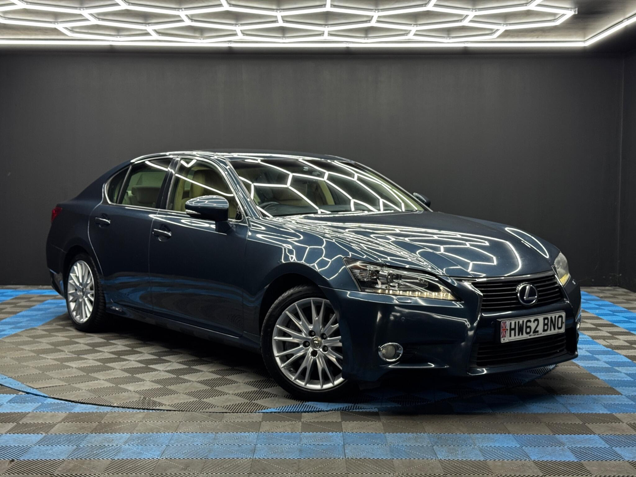 Lexus GS 3.5 450h V6 Premier Saloon 4dr Petrol Hybrid CVT Euro 5 (s/s) (345 ps) 4dr Automatic 2026