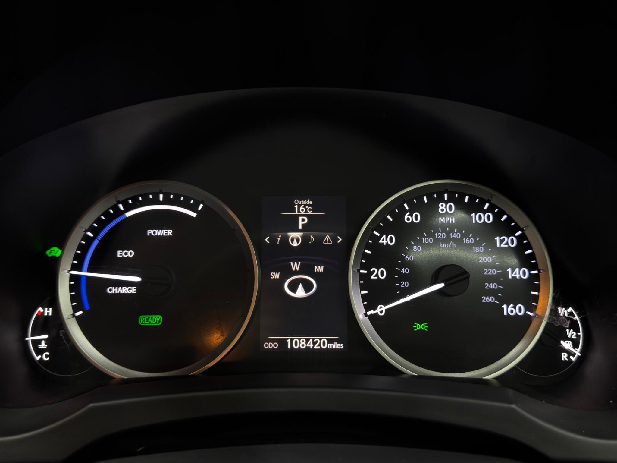 Lexus IS 2.5 300h Luxury E-CVT Euro 5 (s/s) 4dr 4dr Automatic 2026
