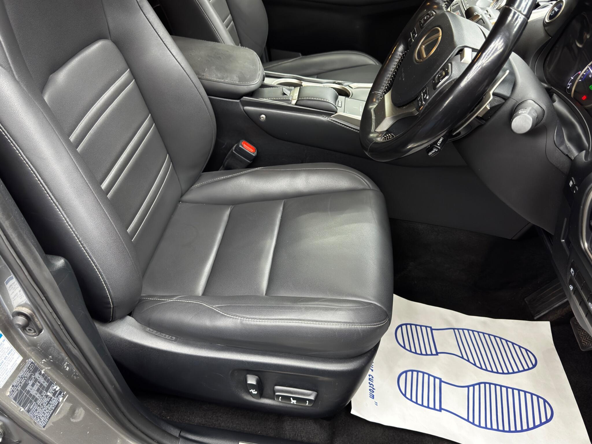 Lexus NX 2.5 300h GPF E-CVT 4WD Euro 6 (s/s) 5dr 5dr Automatic 2026