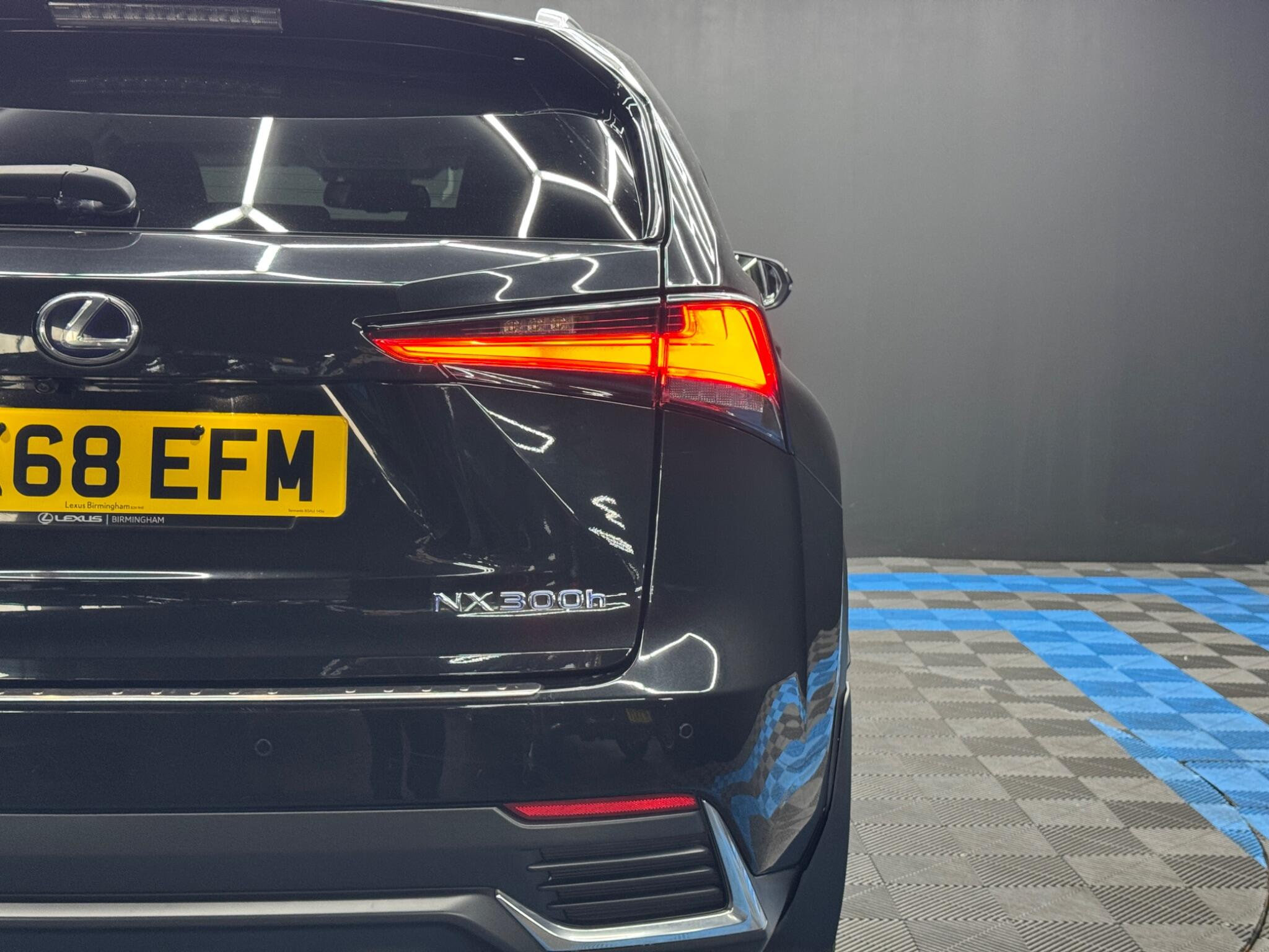 Lexus NX 2.5 300h Premium E-CVT 4WD Euro 6 (s/s) 5dr 5dr Automatic 2026