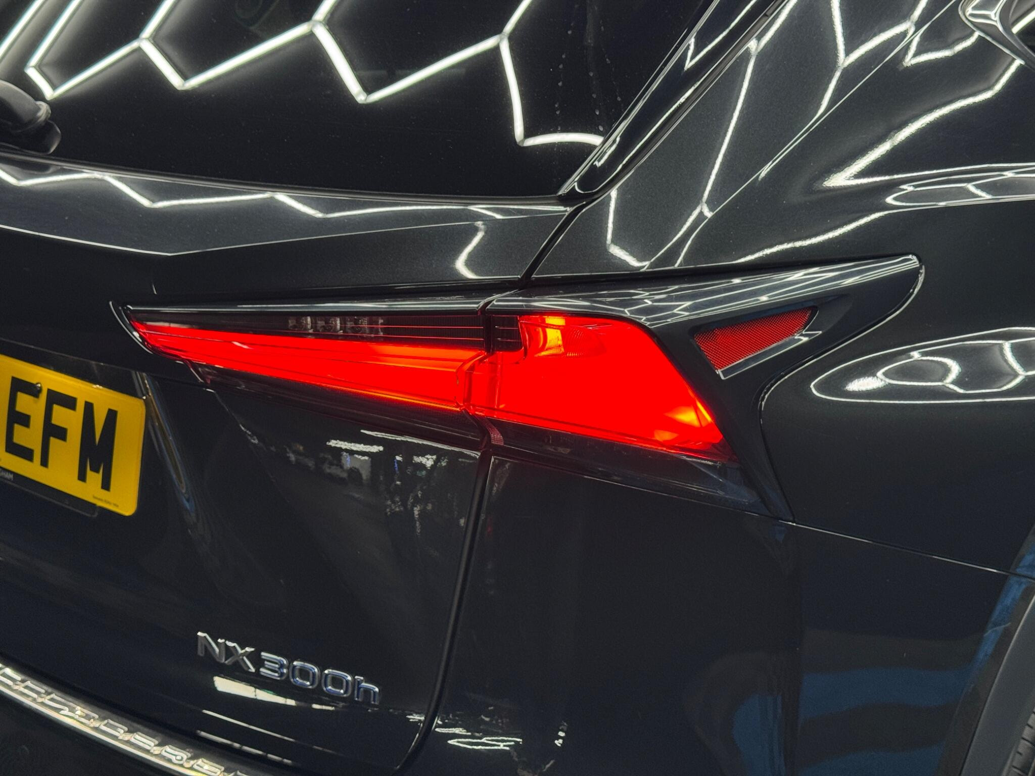 Lexus NX 2.5 300h Premium E-CVT 4WD Euro 6 (s/s) 5dr 5dr Automatic 2026