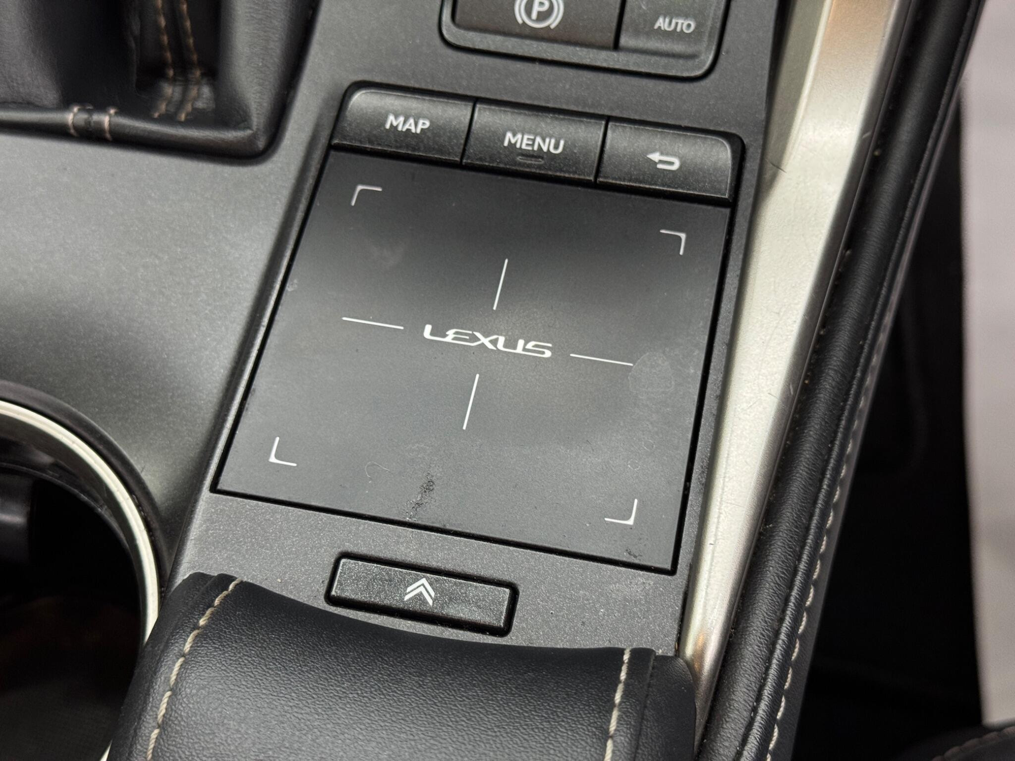 Lexus NX 2.5 300h Premium E-CVT 4WD Euro 6 (s/s) 5dr 5dr Automatic 2026