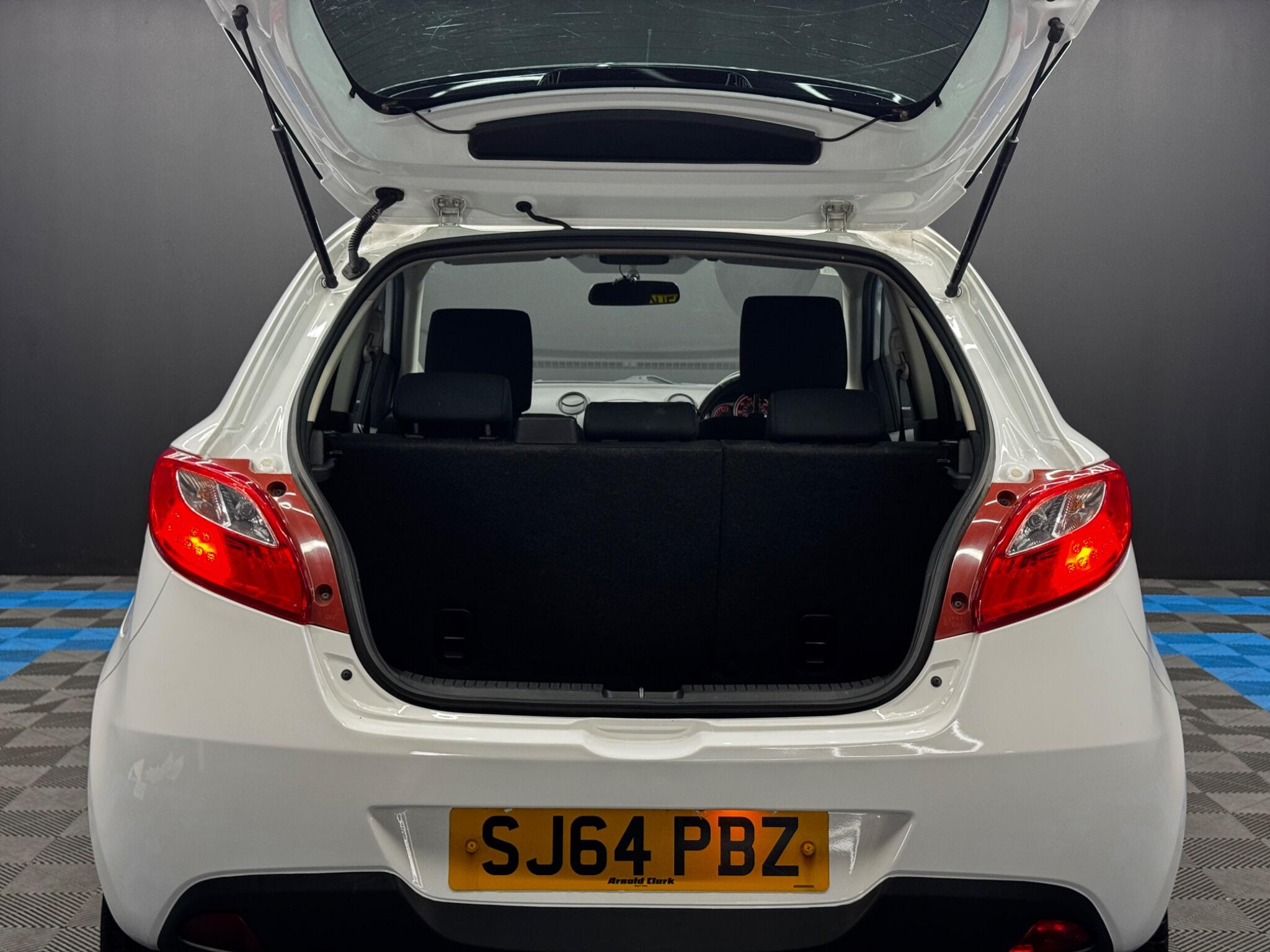 Mazda Mazda2 1.3 Colour Edition Euro 5 5dr 5dr Manual 2026