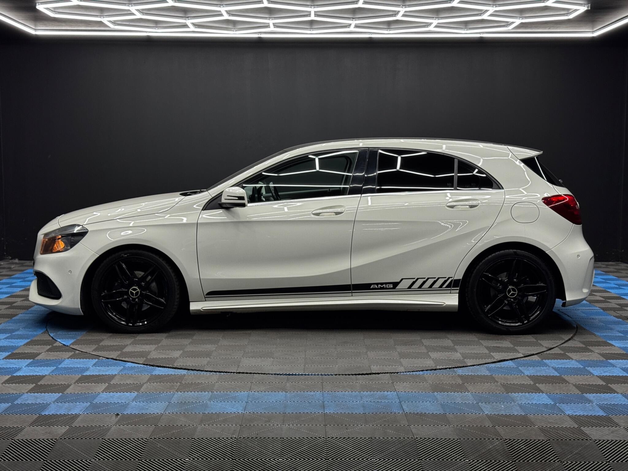 Mercedes-Benz A Class 1.5 A180d AMG Line (Executive) Euro 6 (s/s) 5dr 5dr Manual 2026