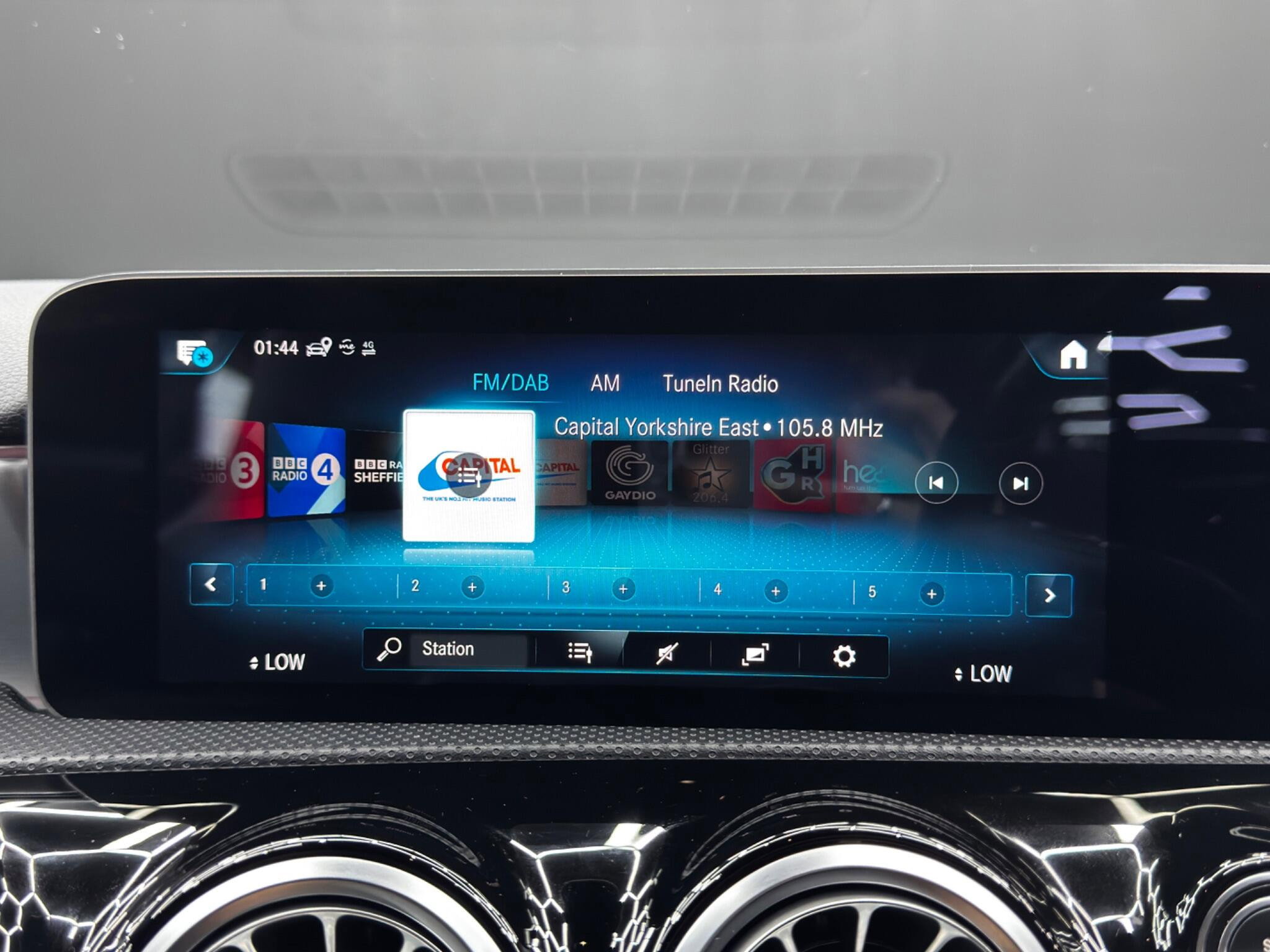 Mercedes-Benz A Class 1.5 A180d AMG Line (Premium 2) 7G-DCT Euro 6 (s/s) 5dr 5dr Automatic 2026
