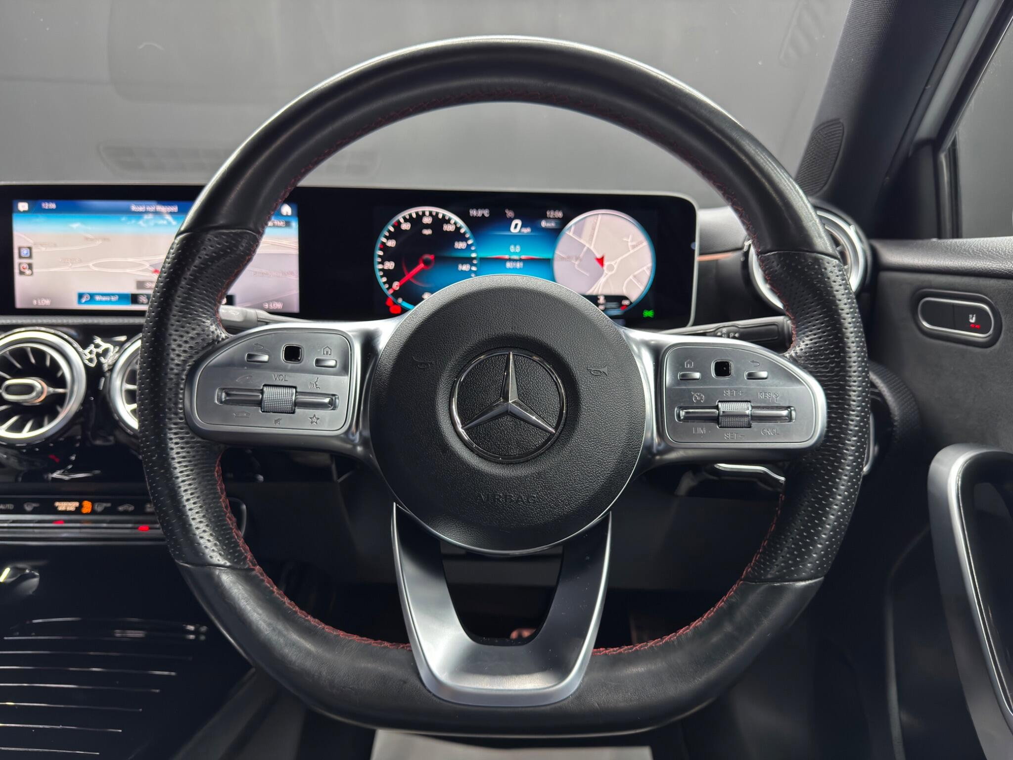 Mercedes-Benz A Class 1.5 A180d AMG Line (Premium) 7G-DCT Euro 6 (s/s) 5dr 5dr Automatic 2026