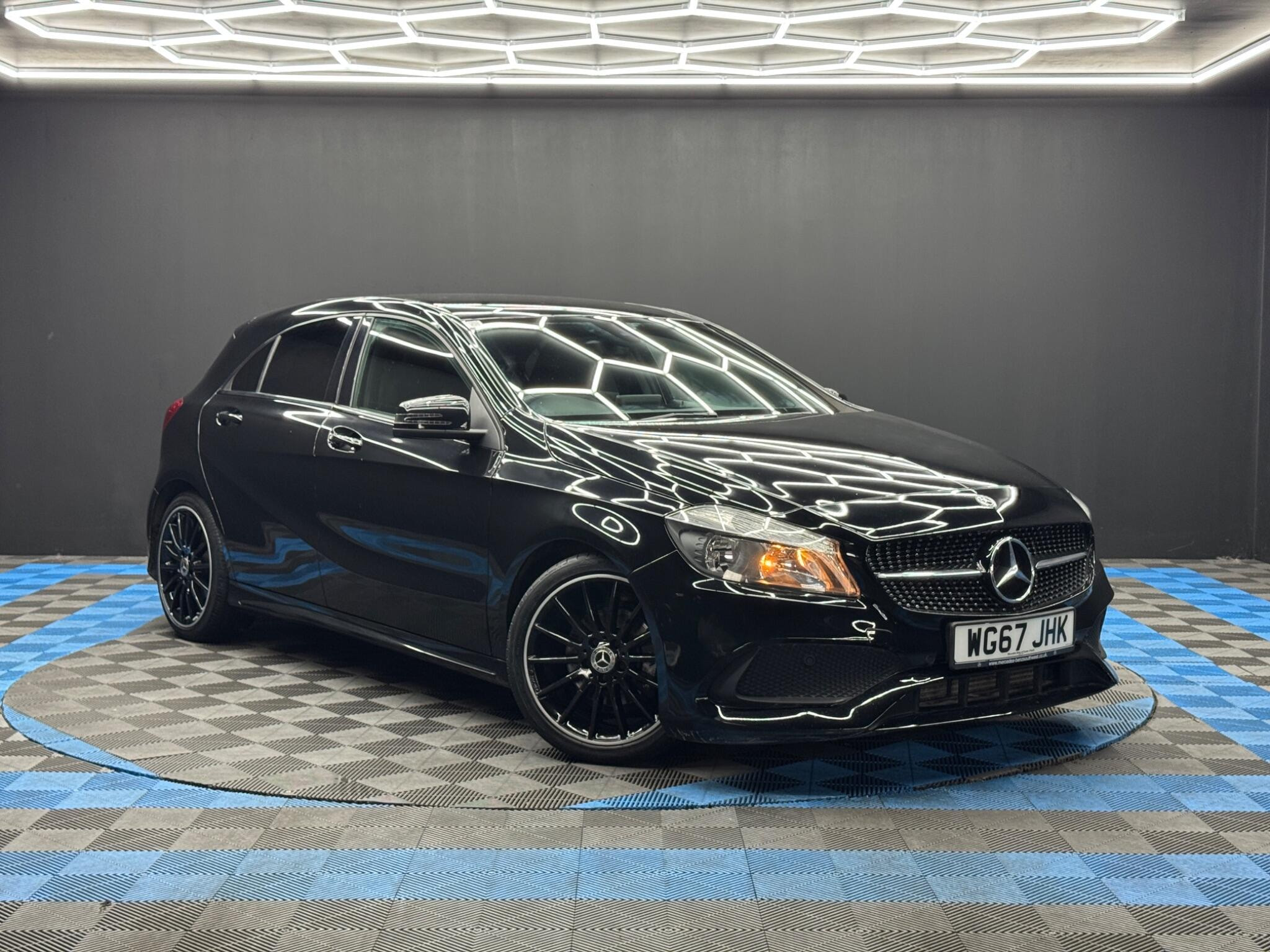 Mercedes-Benz A Class 1.6 A160 AMG Line Euro 6 (s/s) 5dr 5dr Manual 2026