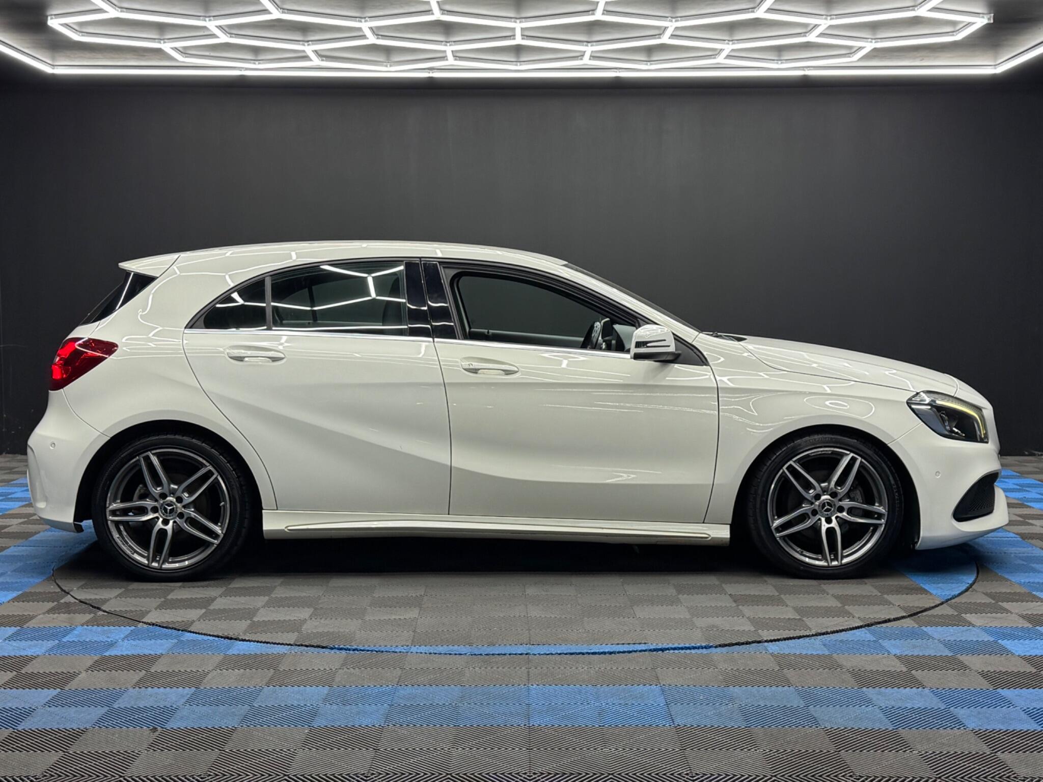 Mercedes-Benz A Class 1.6 A160 AMG Line (Premium) Euro 6 (s/s) 5dr 5dr Manual 2026