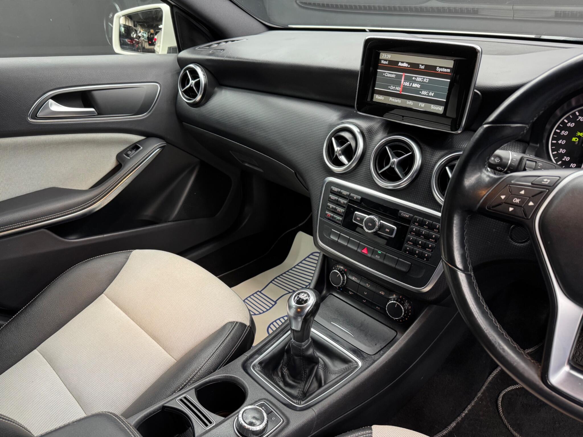 Mercedes-Benz A Class 1.6 A180 SE Euro 6 (s/s) 5dr 5dr Manual 2026