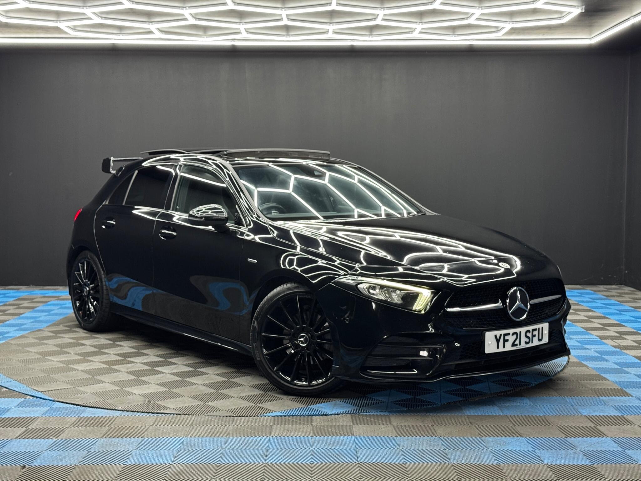 Mercedes-Benz A Class 2.0 A200d Exclusive Edition 8G-DCT Euro 6 (s/s) 5dr 5dr Automatic 2026
