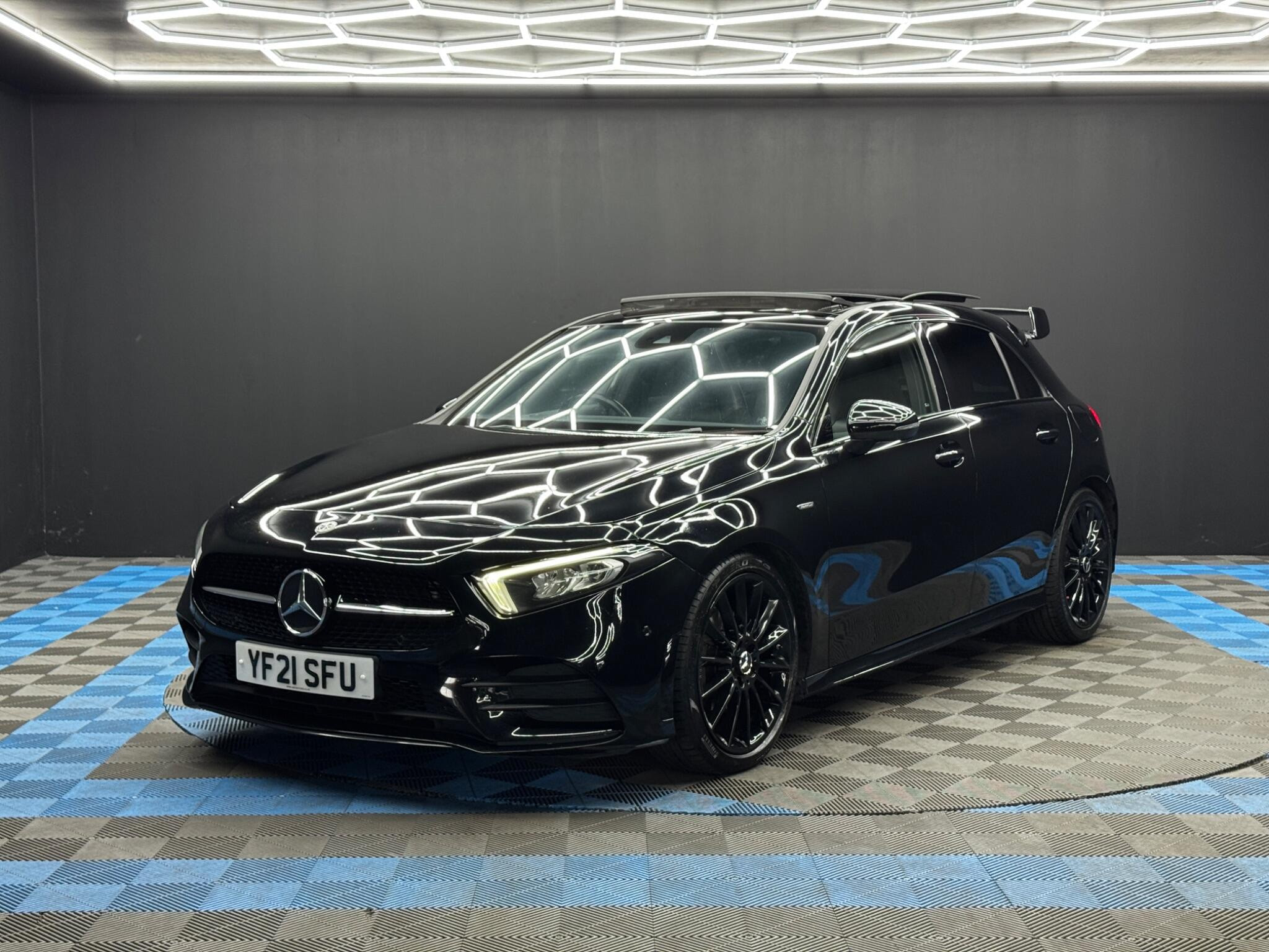 Mercedes-Benz A Class 2.0 A200d Exclusive Edition 8G-DCT Euro 6 (s/s) 5dr 5dr Automatic 2026