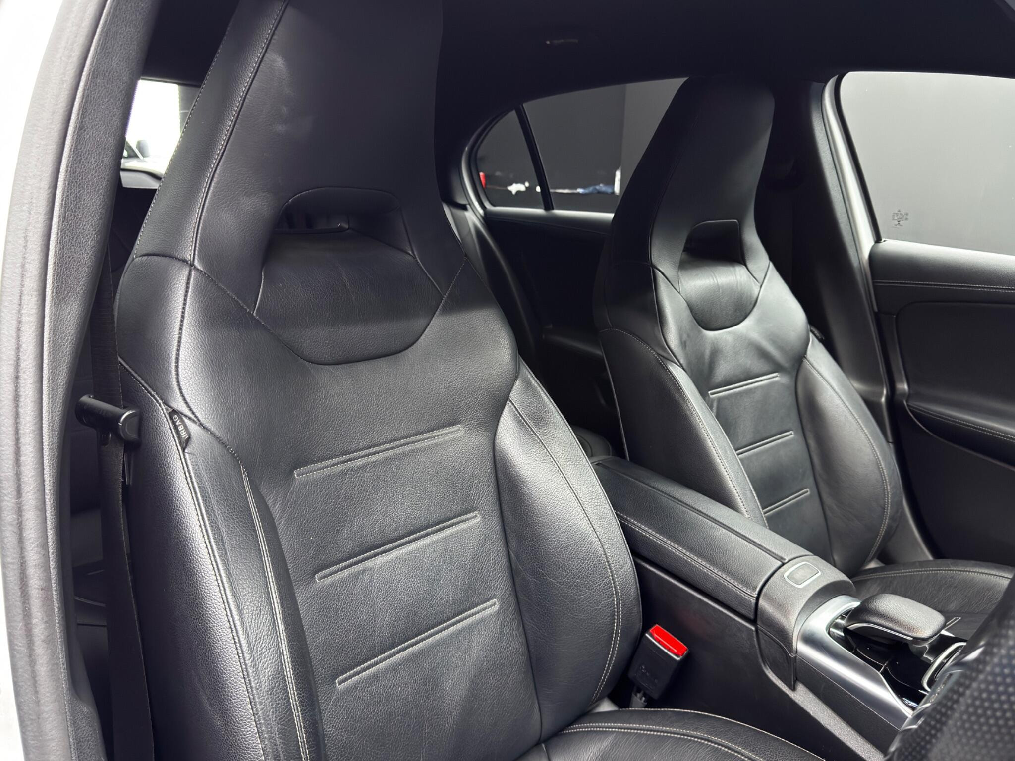 Mercedes-Benz A Class 2.0 A35 AMG (Premium) SpdS DCT 4MATIC Euro 6 (s/s) 5dr 5dr Automatic 2026